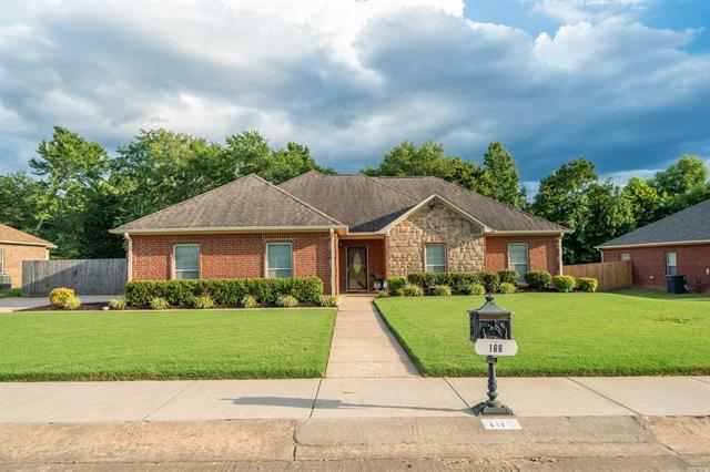 166  Mapleleaf  Hot Springs, AR