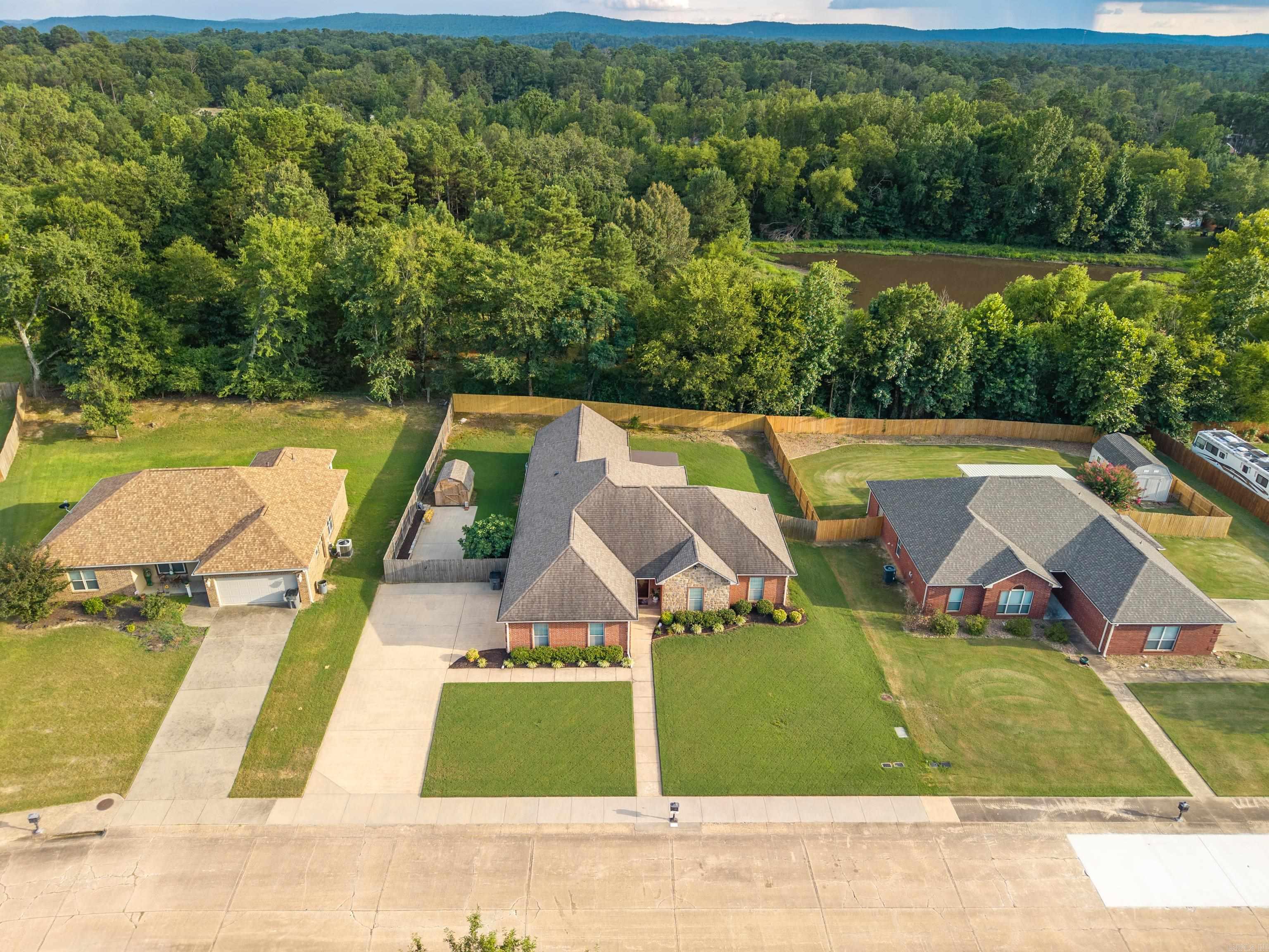 166 Mapleleaf  Hot Springs, AR