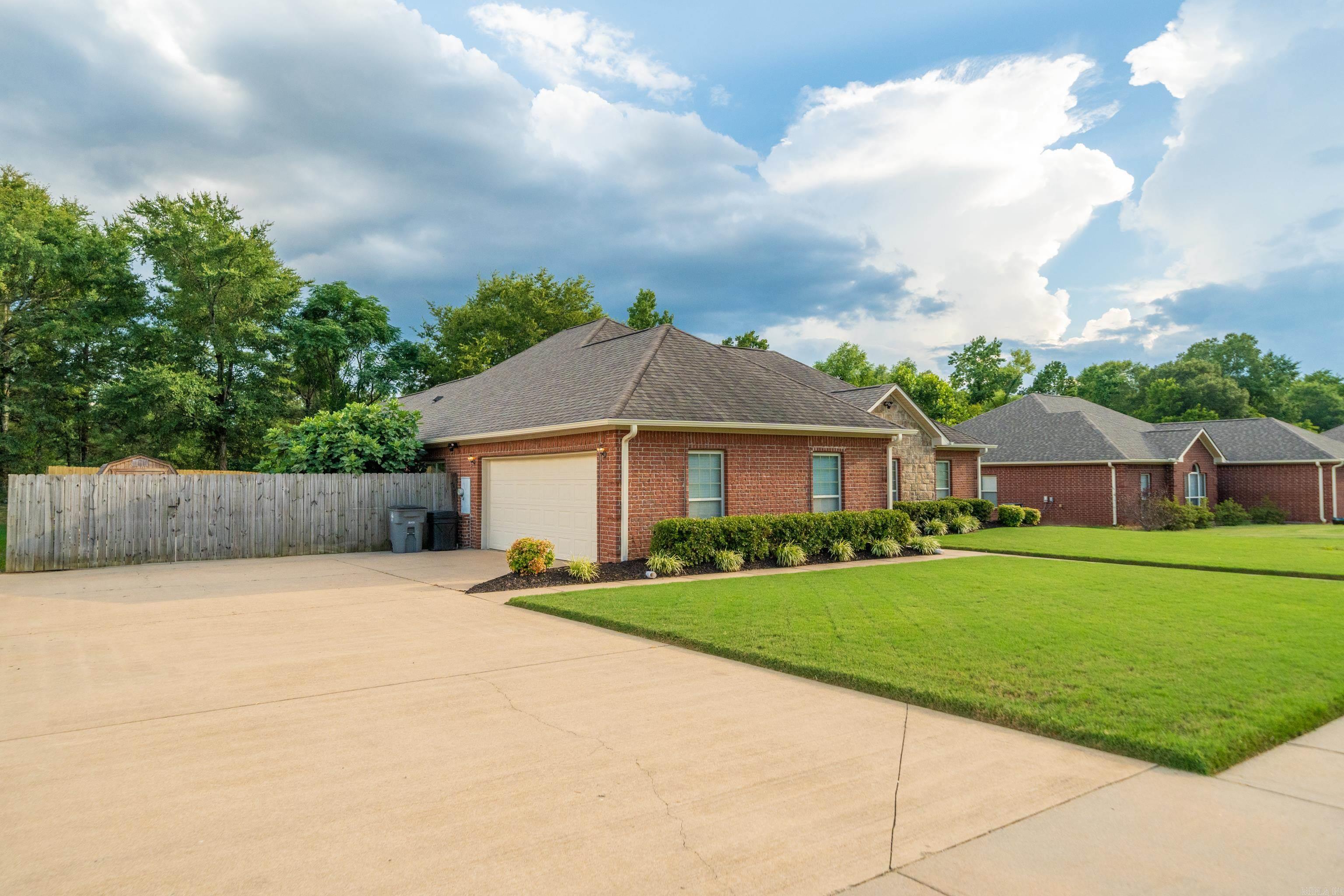 166 Mapleleaf  Hot Springs, AR