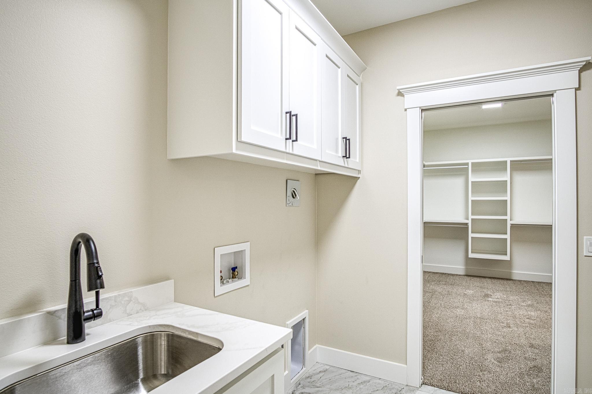 2 Resplandor Circle Hot Springs Village, AR 71909