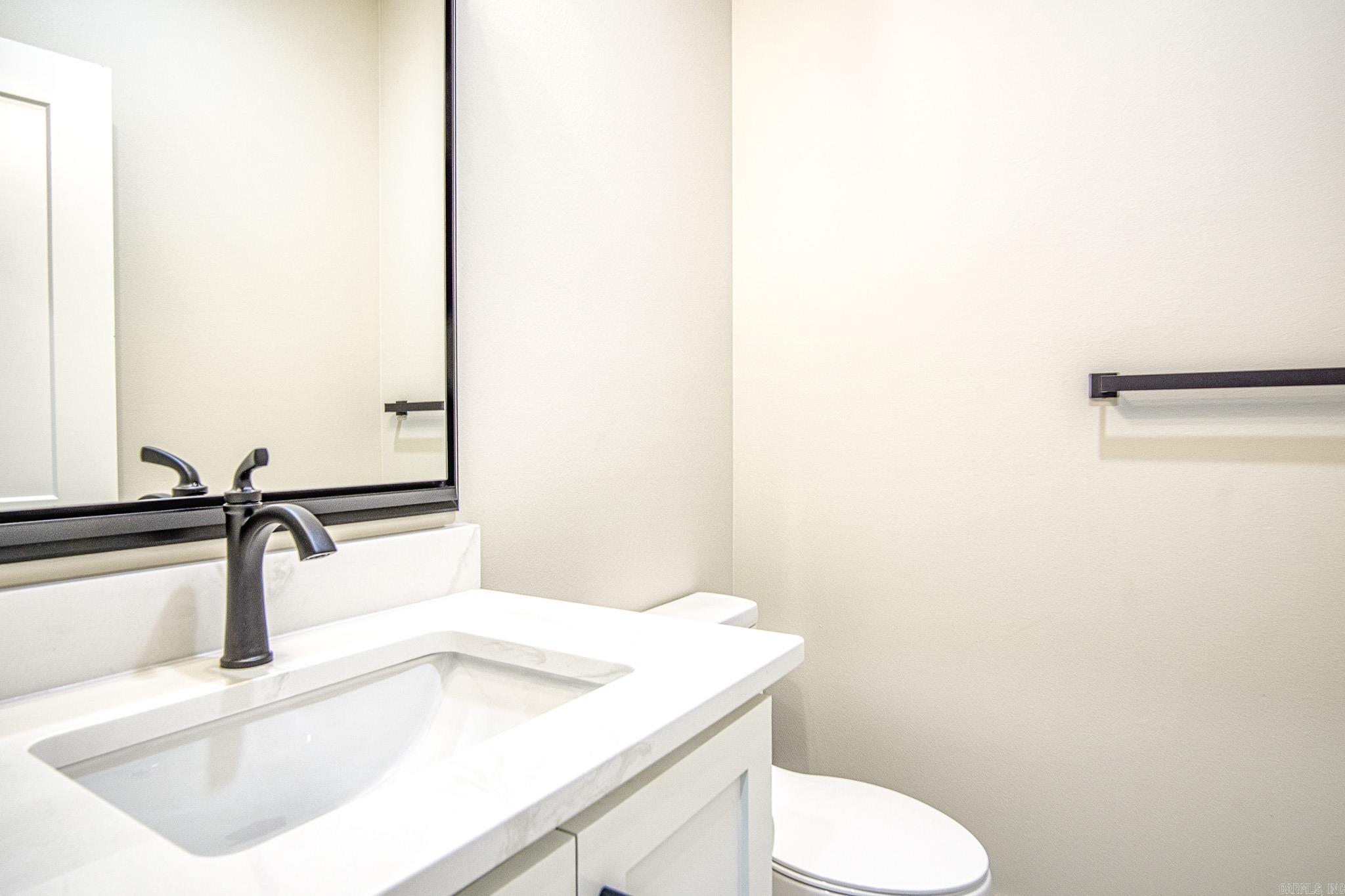 2 Resplandor Circle Hot Springs Village, AR 71909