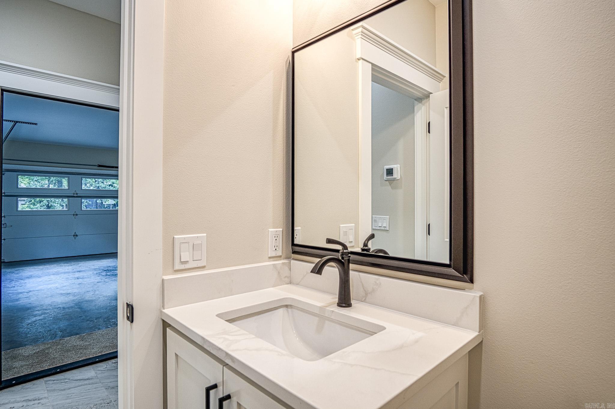 2 Resplandor Circle Hot Springs Village, AR 71909