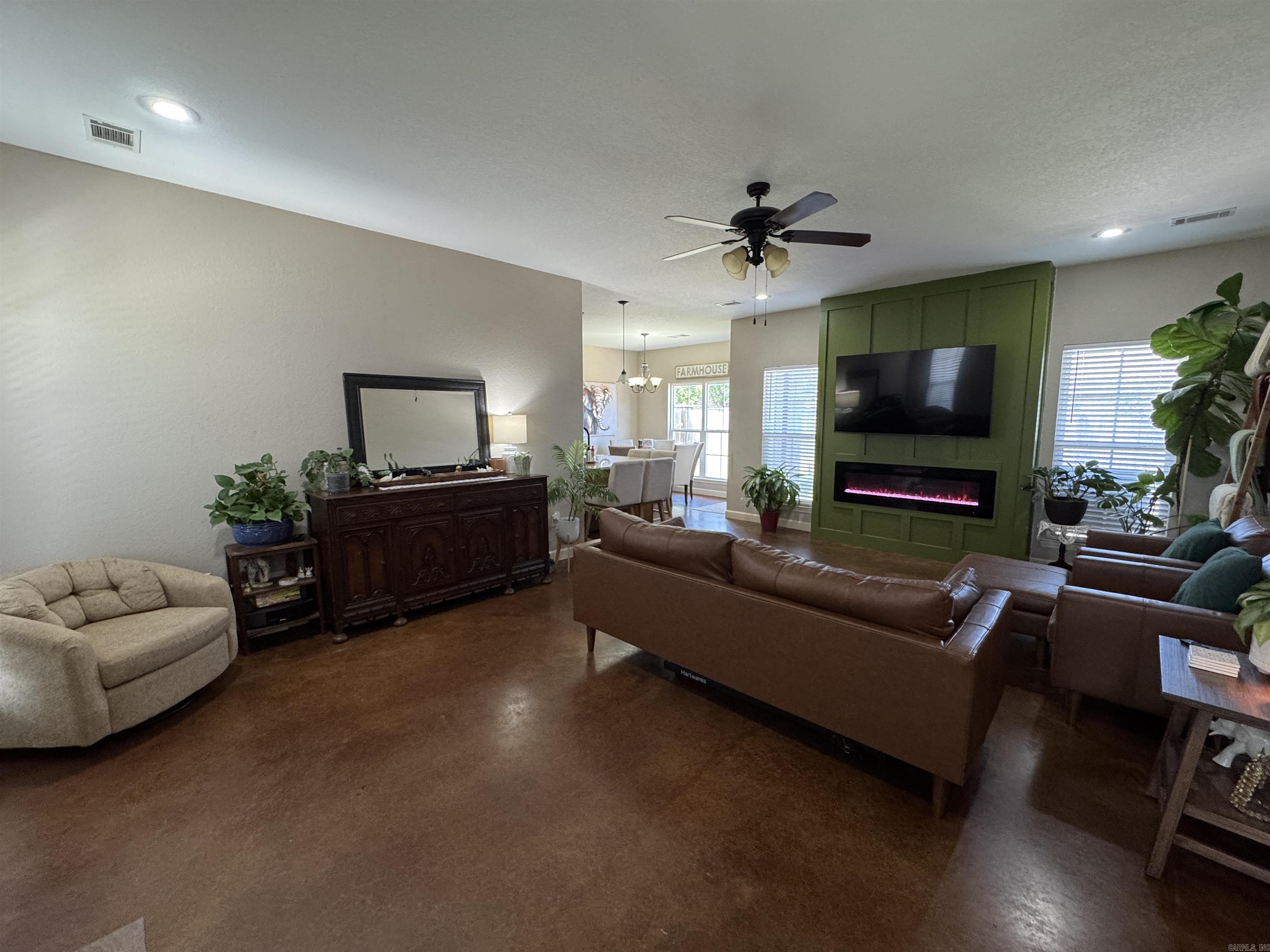 5430 Chateau Drive  Conway, AR