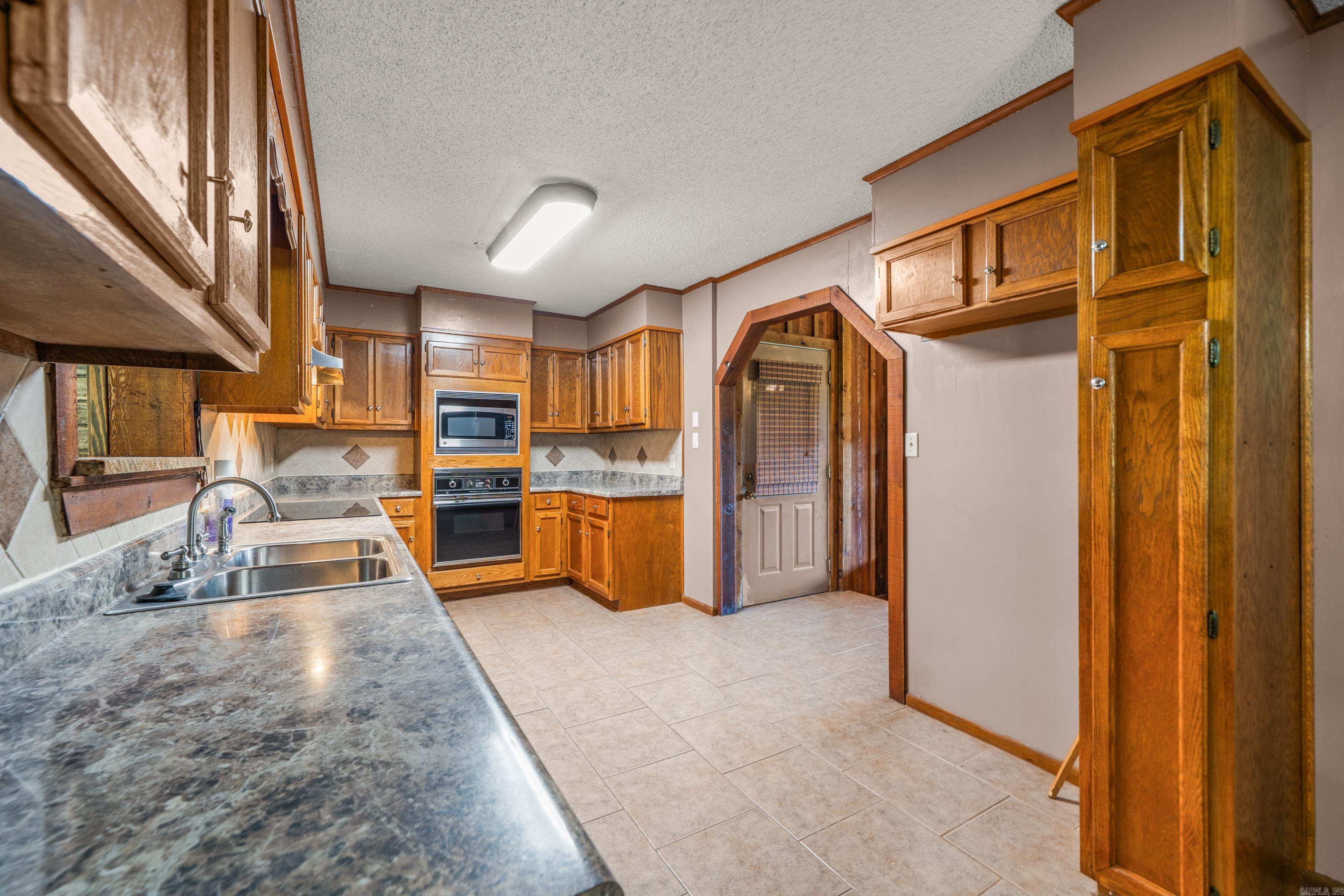 309 Wheeler Ferry  Royal, AR