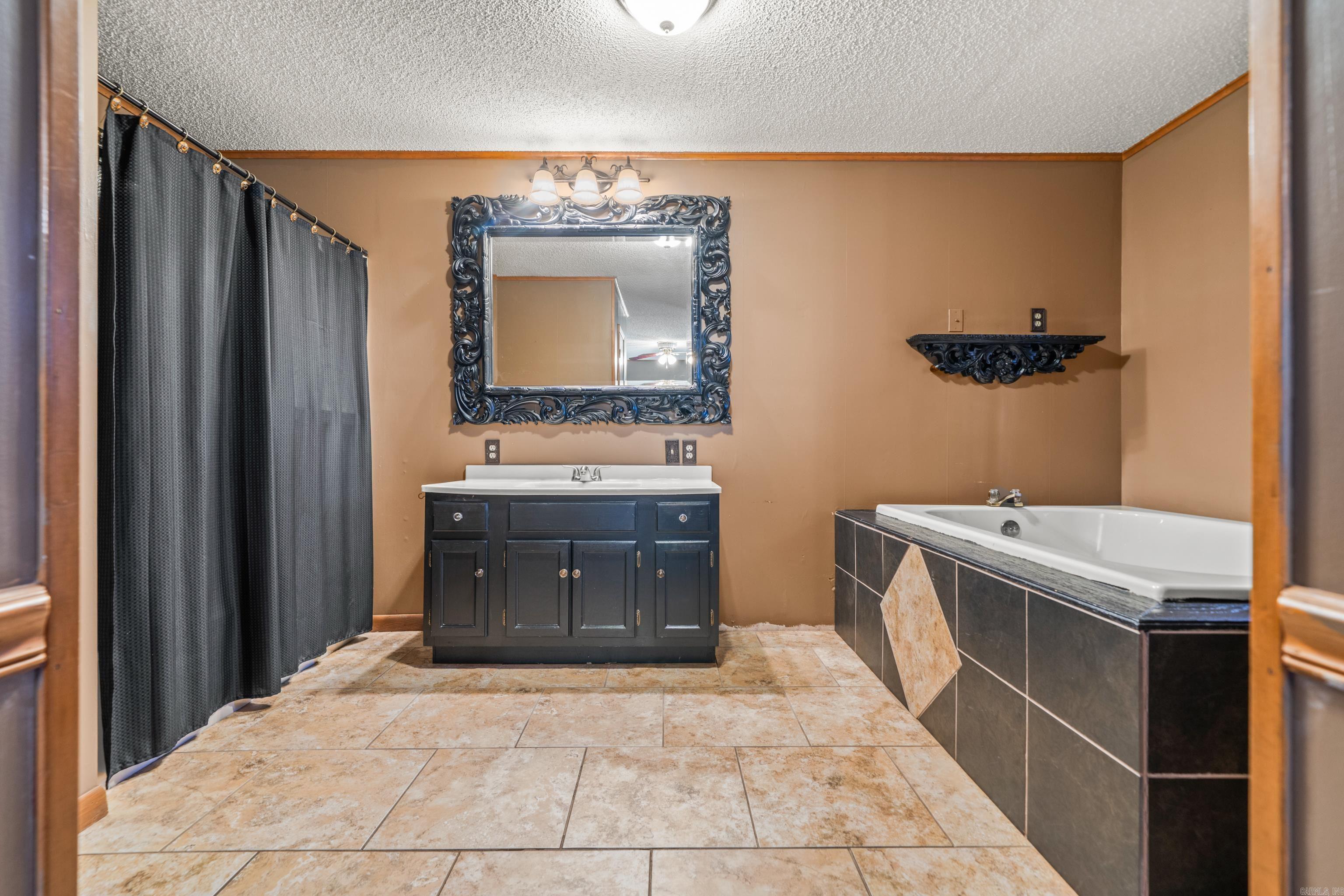309 Wheeler Ferry  Royal, AR
