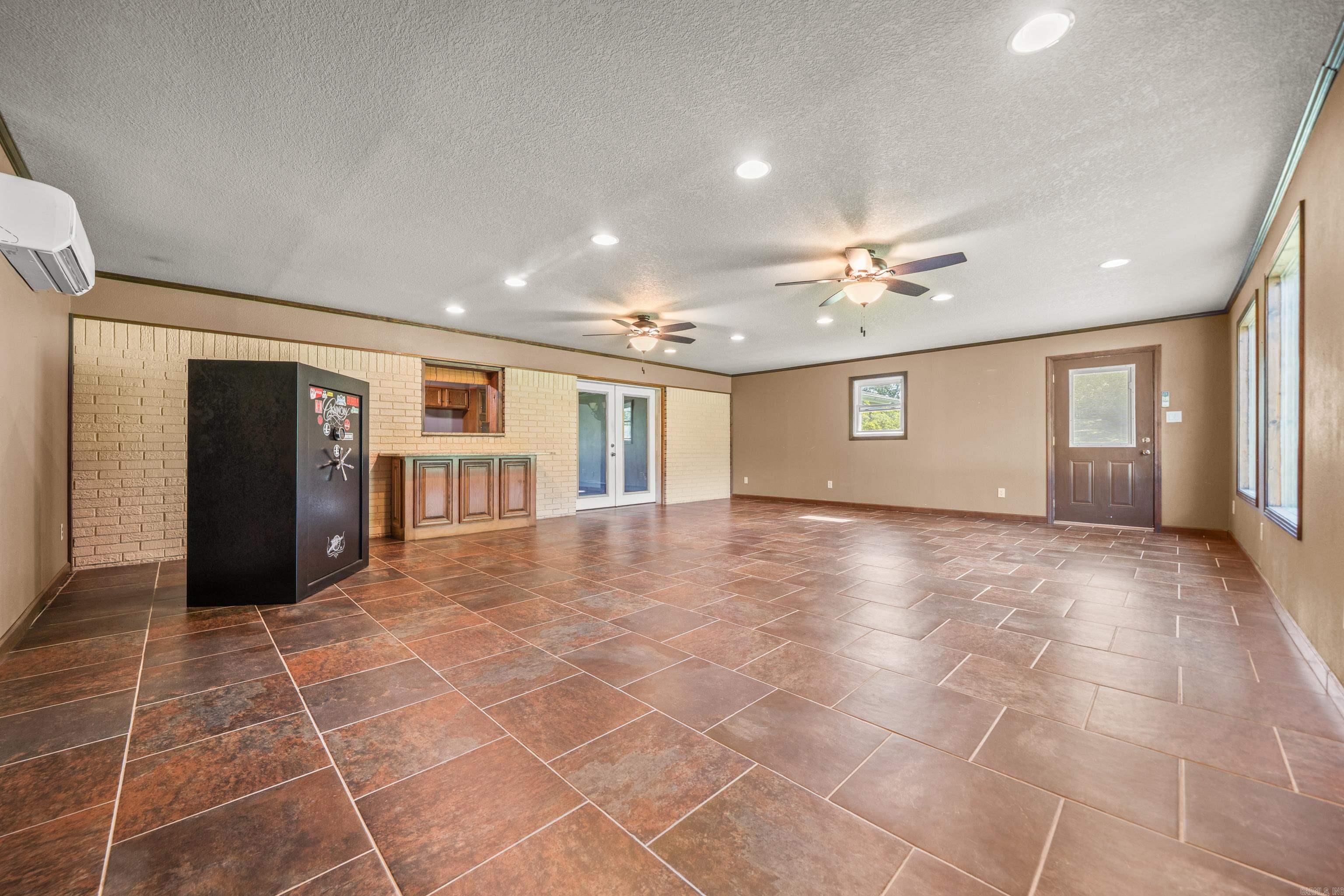 309 Wheeler Ferry  Royal, AR