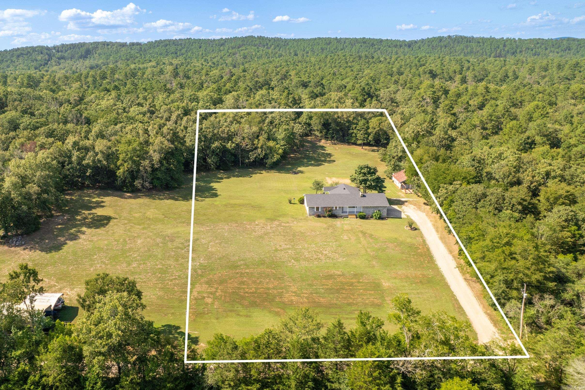 309 Wheeler Ferry  Royal, AR