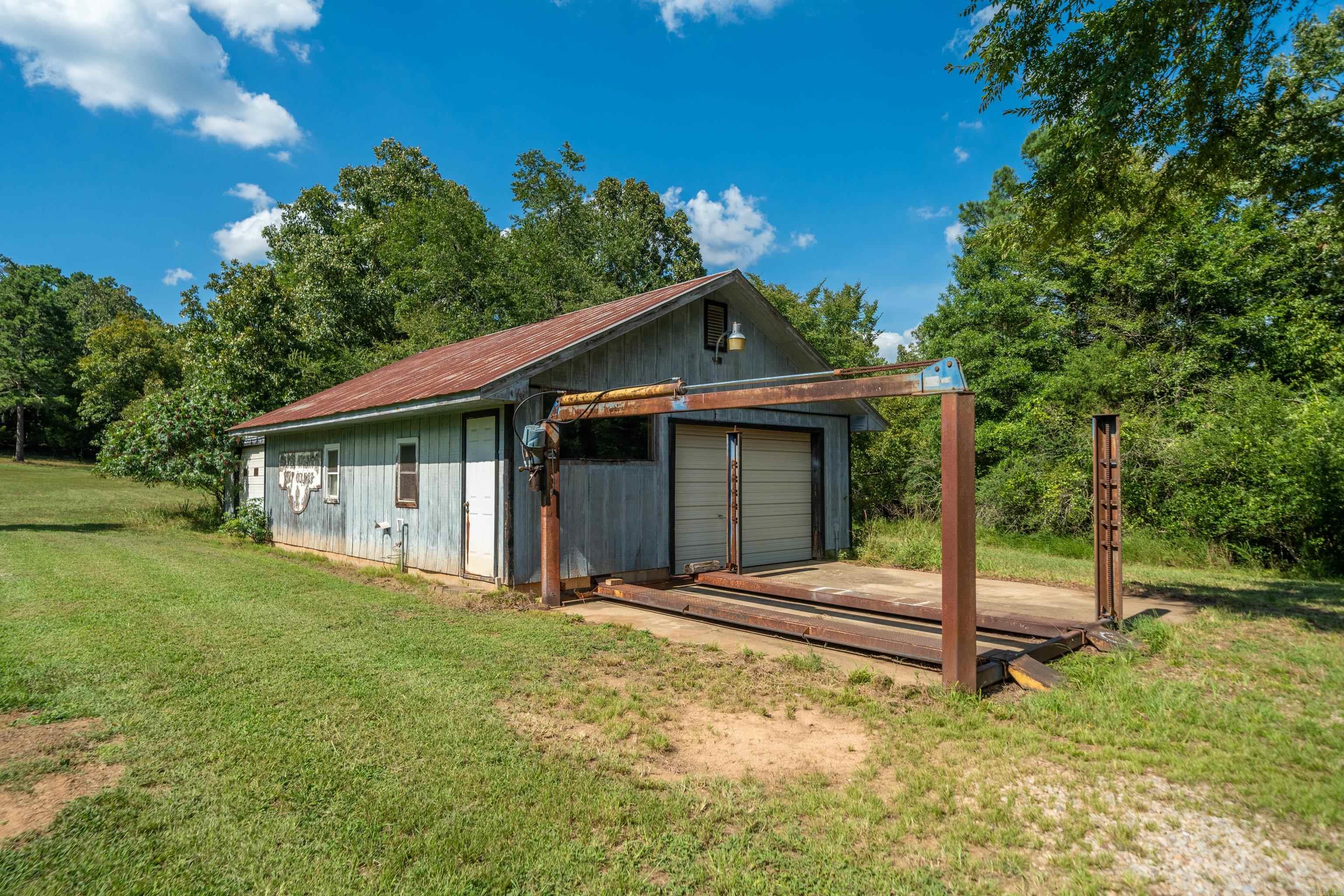 309 Wheeler Ferry  Royal, AR