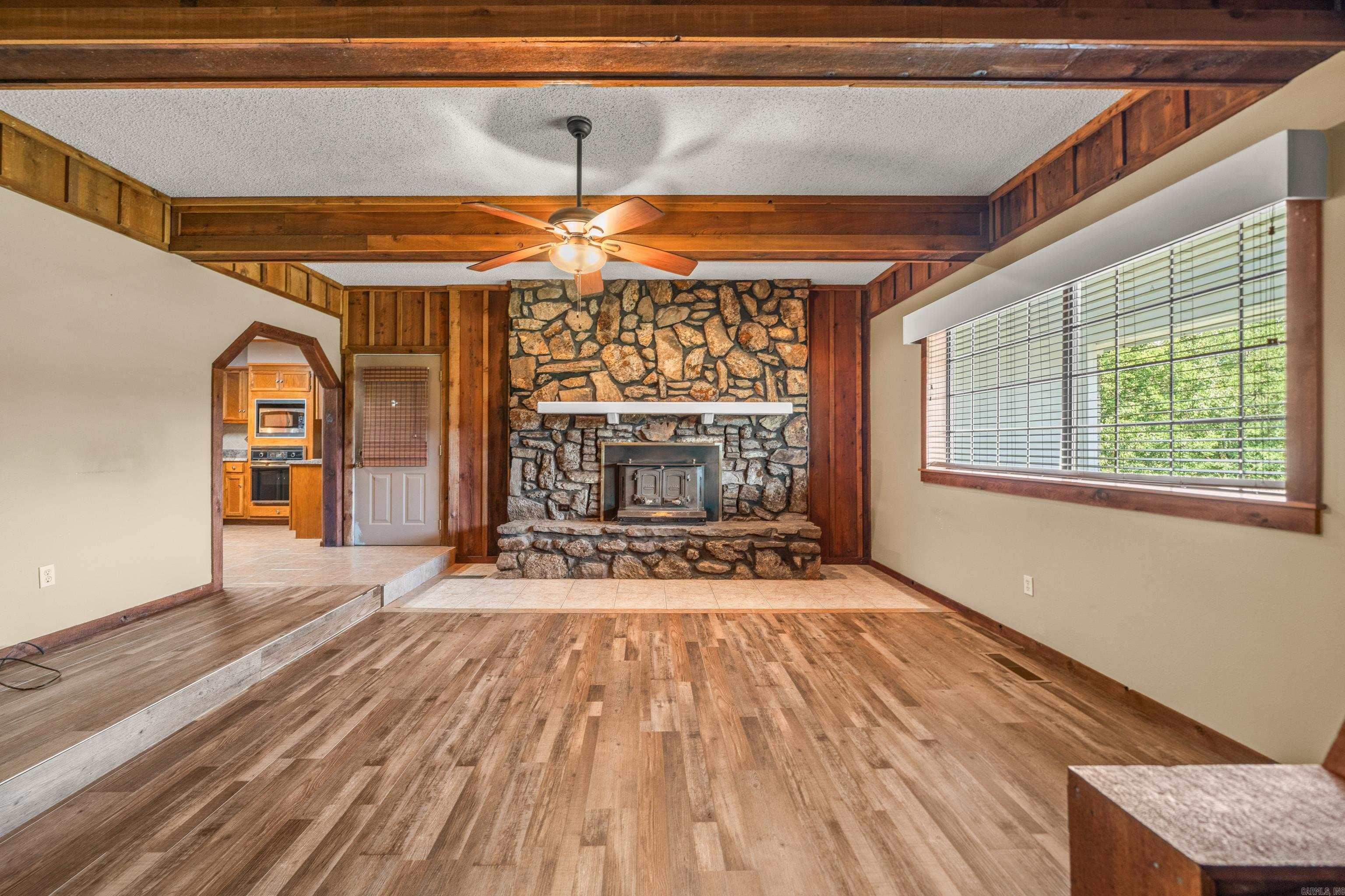309 Wheeler Ferry  Royal, AR