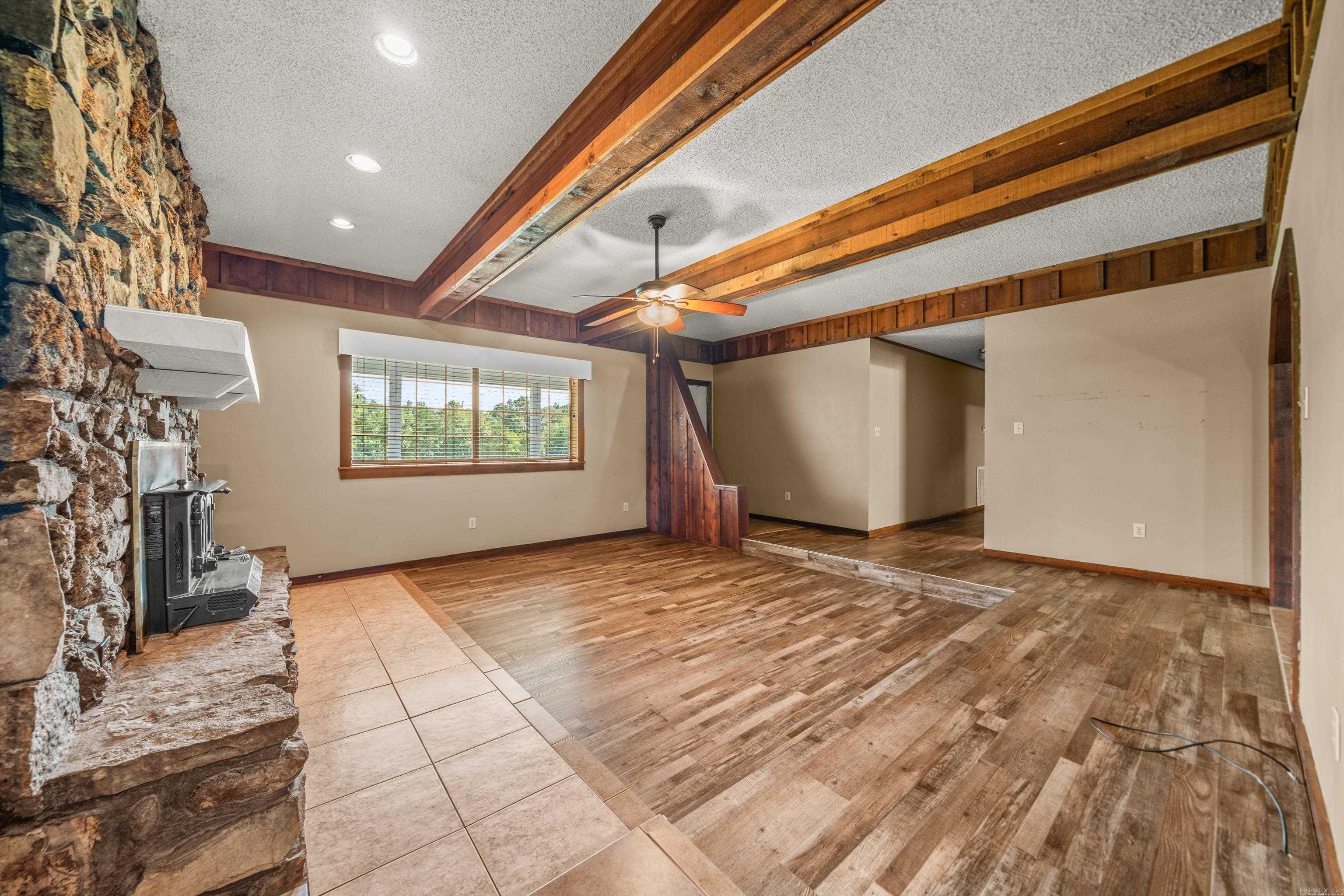 309 Wheeler Ferry  Royal, AR