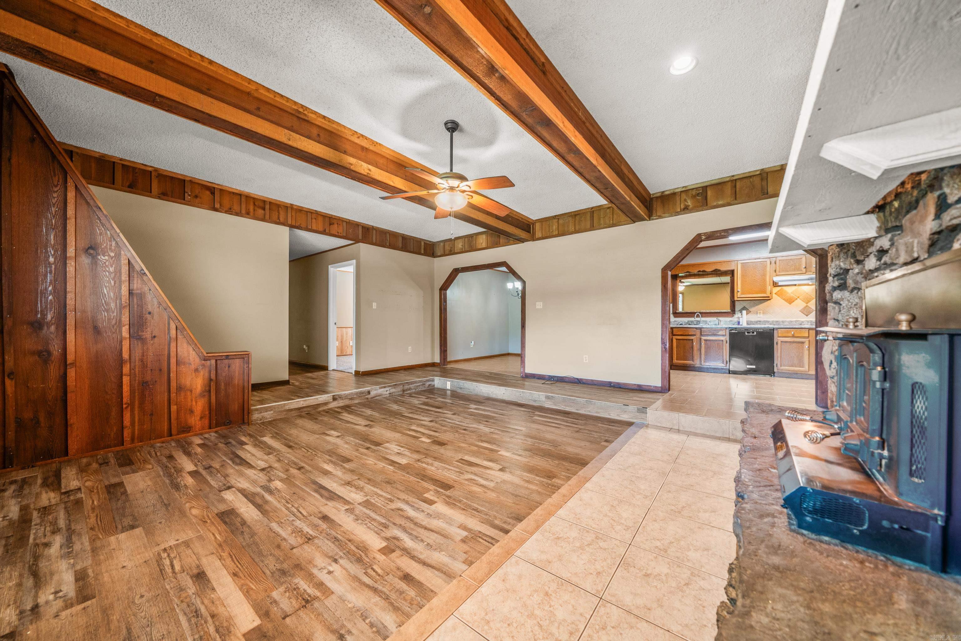 309 Wheeler Ferry  Royal, AR