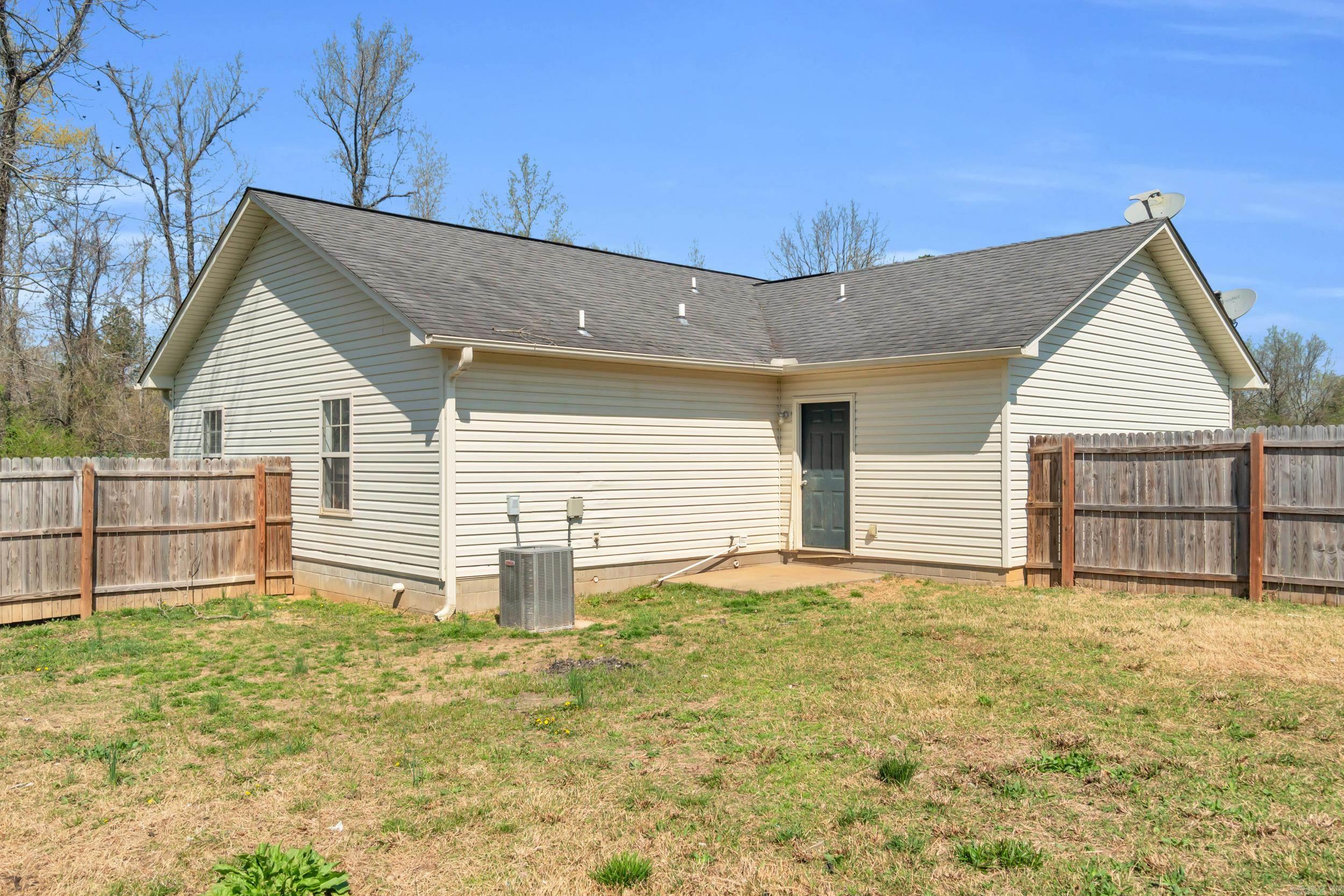 201 N Horn A & B  Letona, AR