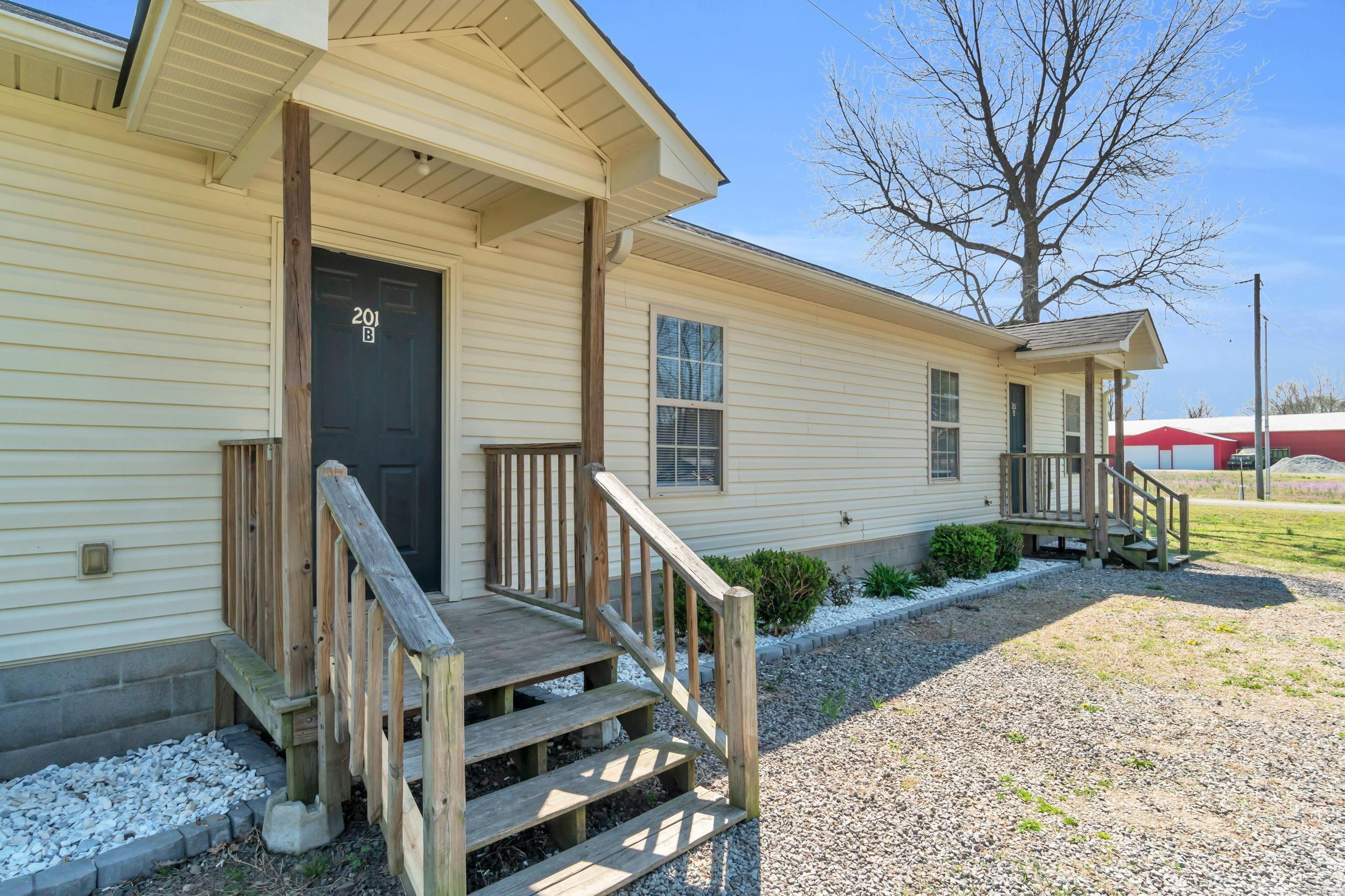 201 N Horn A & B  Letona, AR