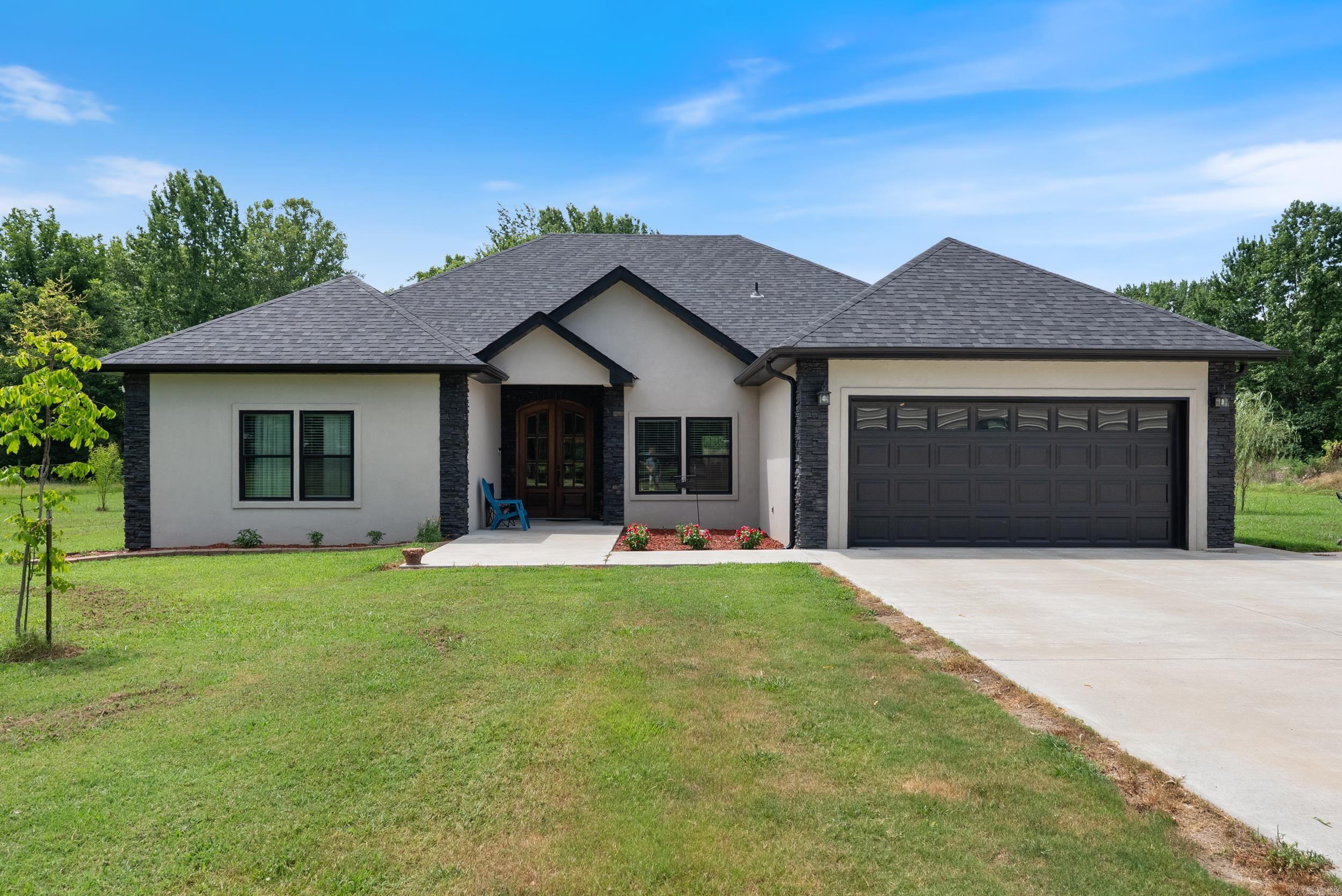 8 Fiegel Loop  Conway, AR