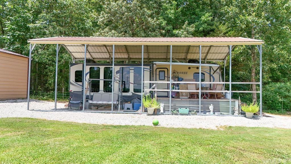 561 Lawrence Road 131 S  Black Rock, AR