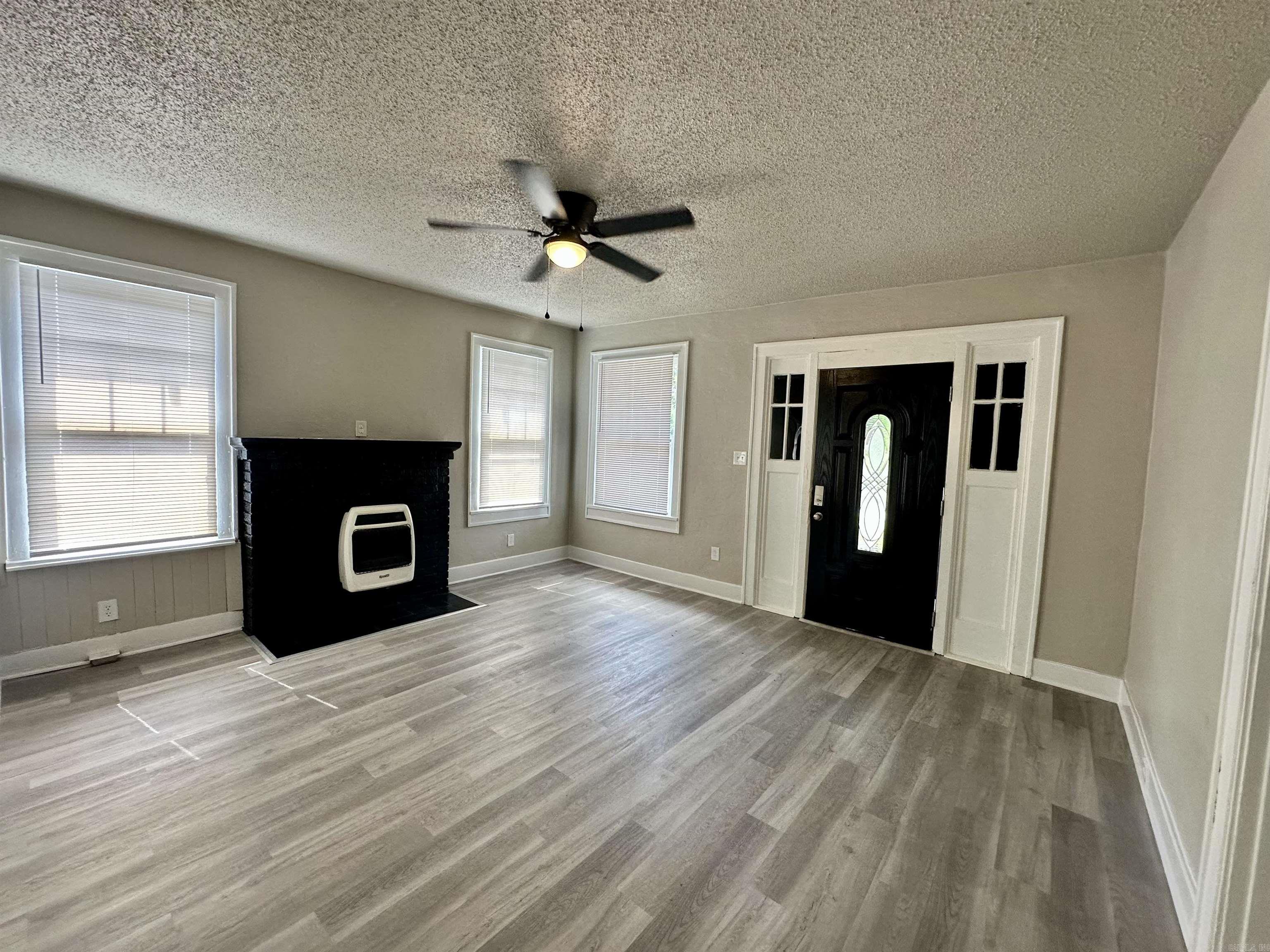 4209 W 22nd  Little Rock, AR