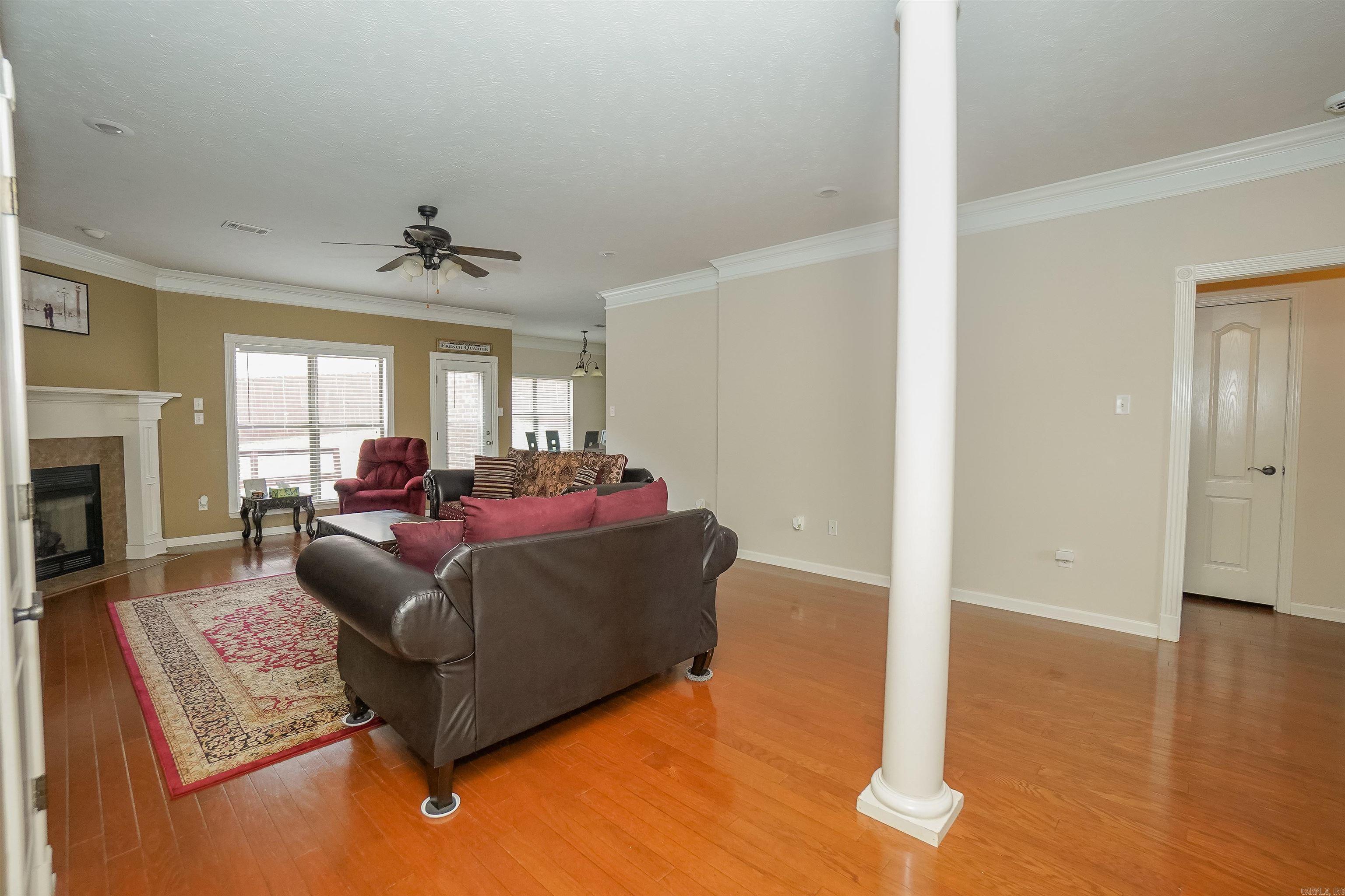 15 Concord  Mayflower, AR