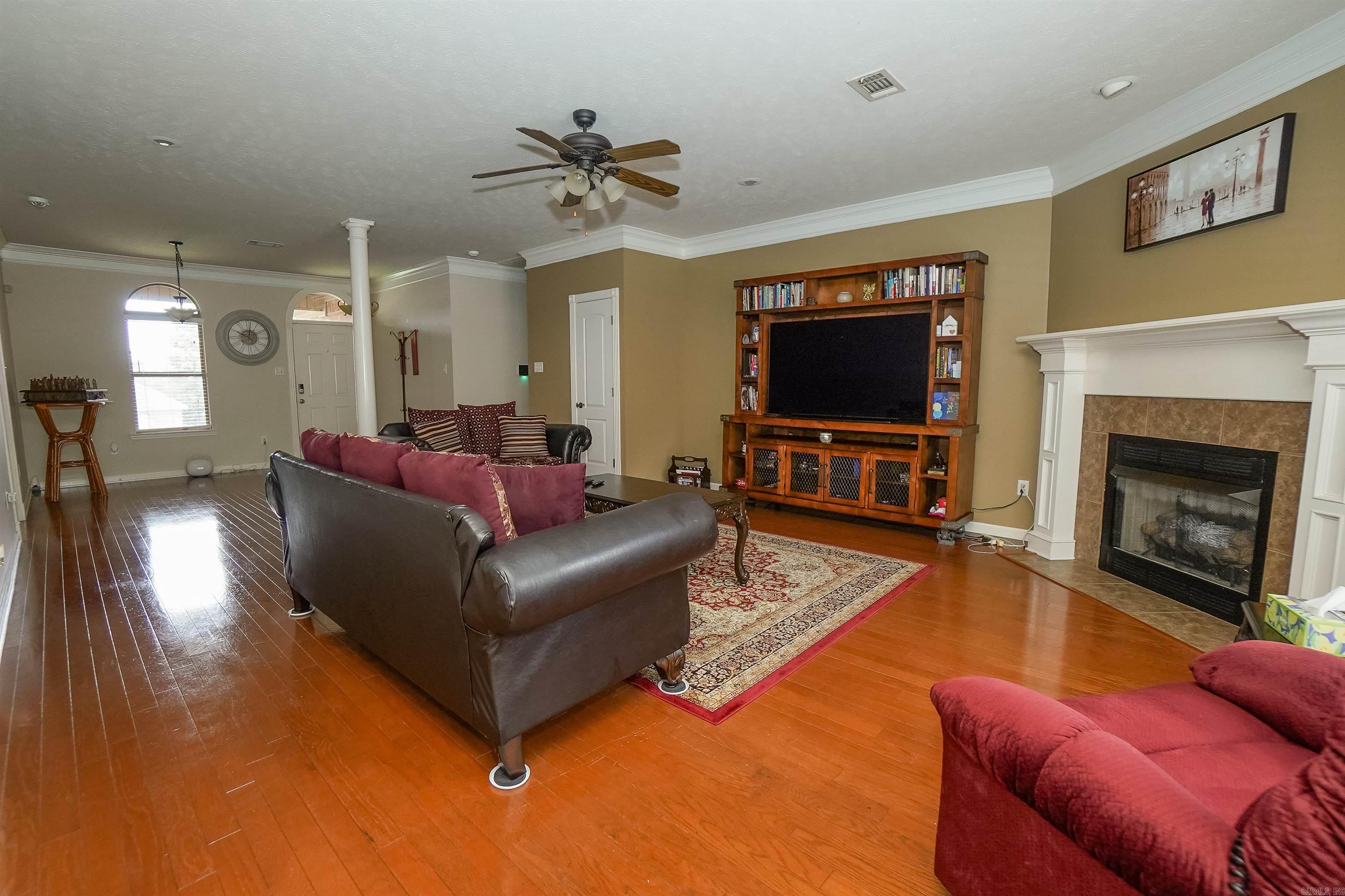 15 Concord  Mayflower, AR