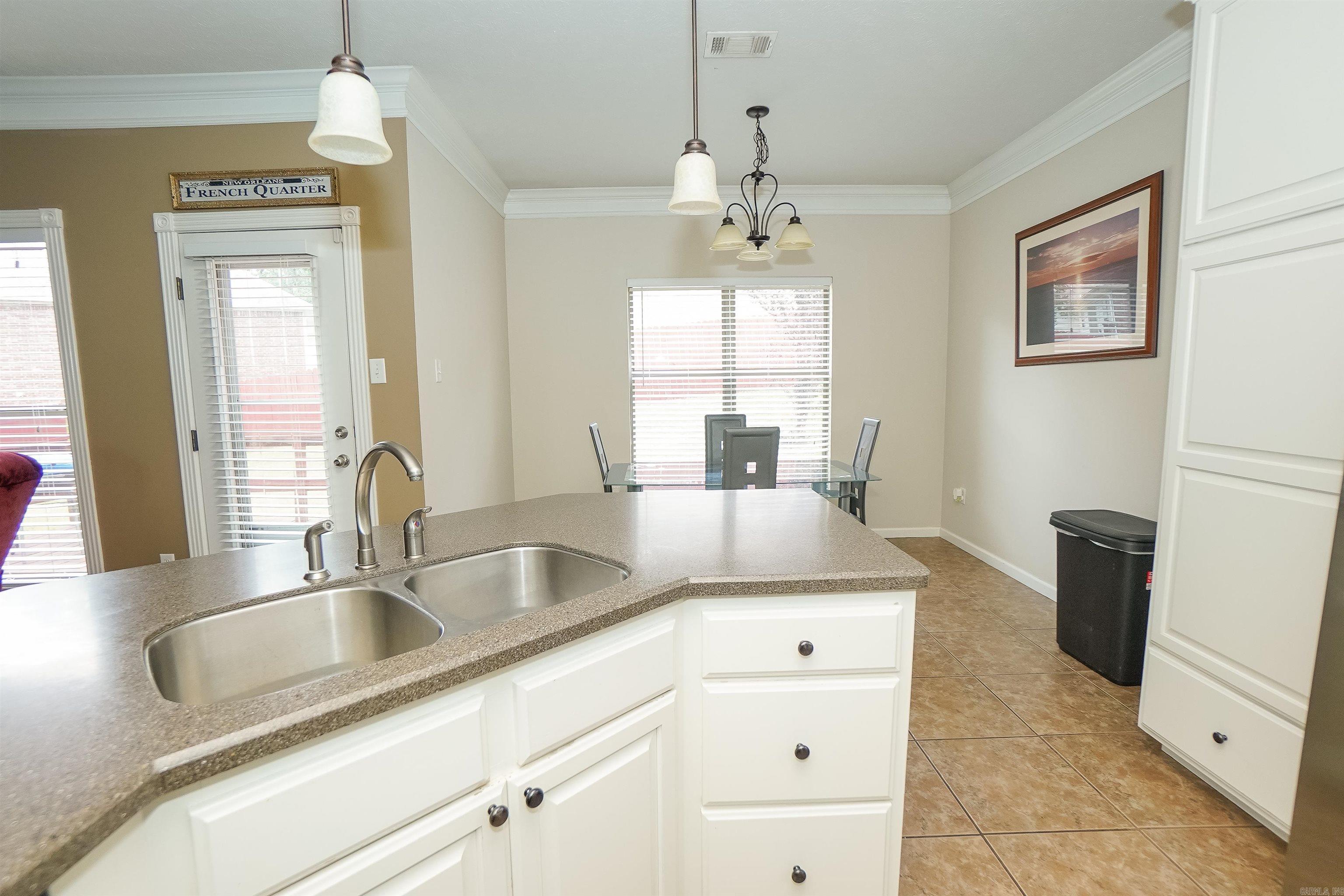15 Concord  Mayflower, AR