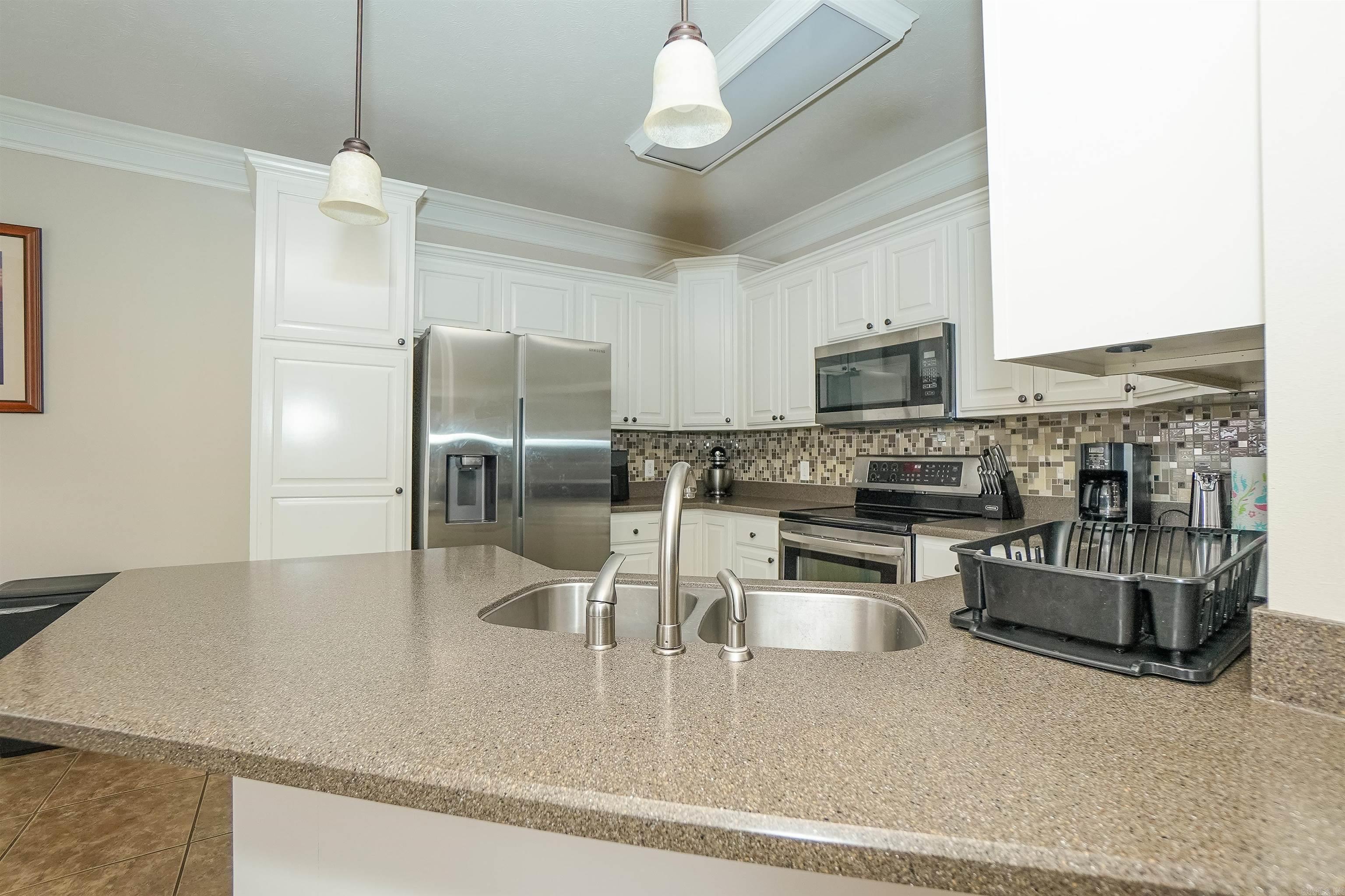 15 Concord  Mayflower, AR