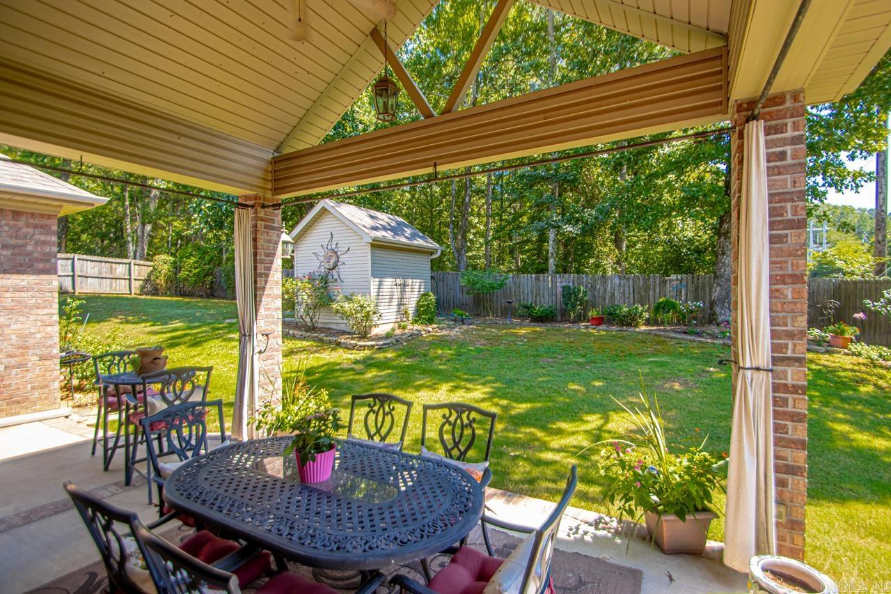 515 Clayton Oaks  Benton, AR