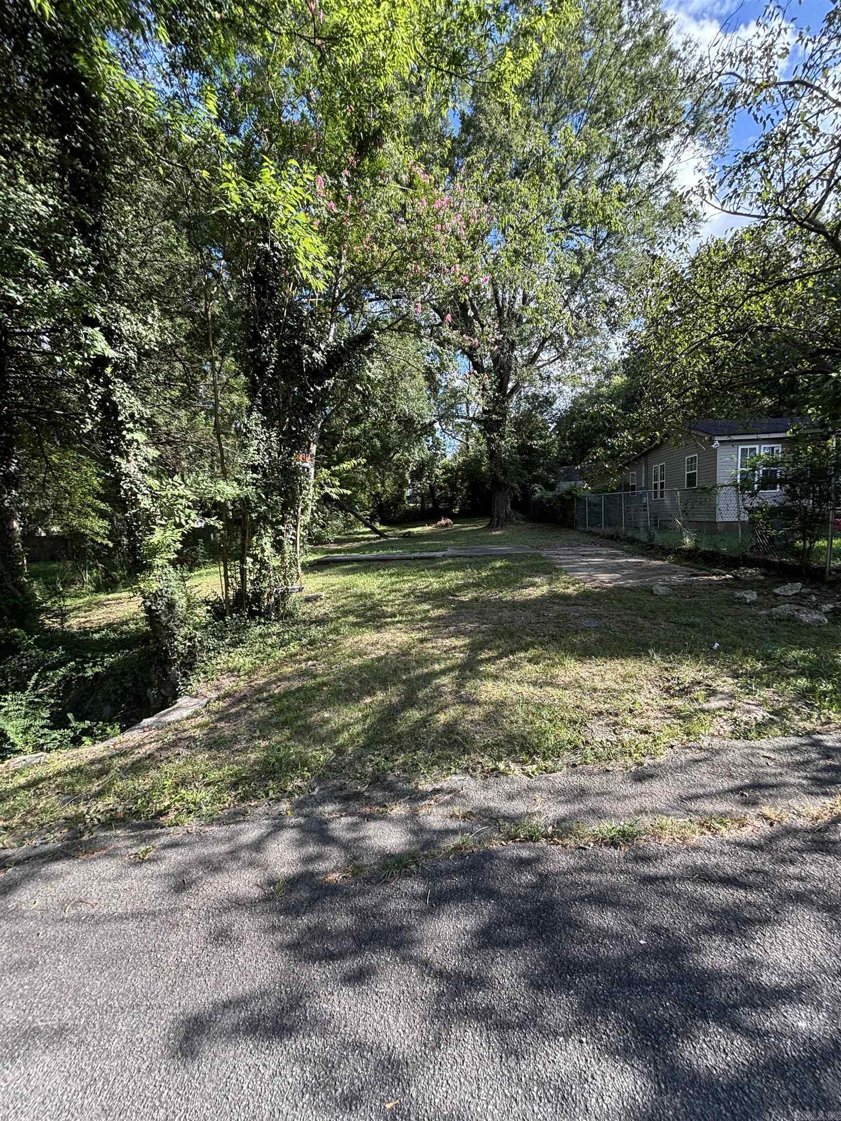 8219 39th st  Little Rock, AR