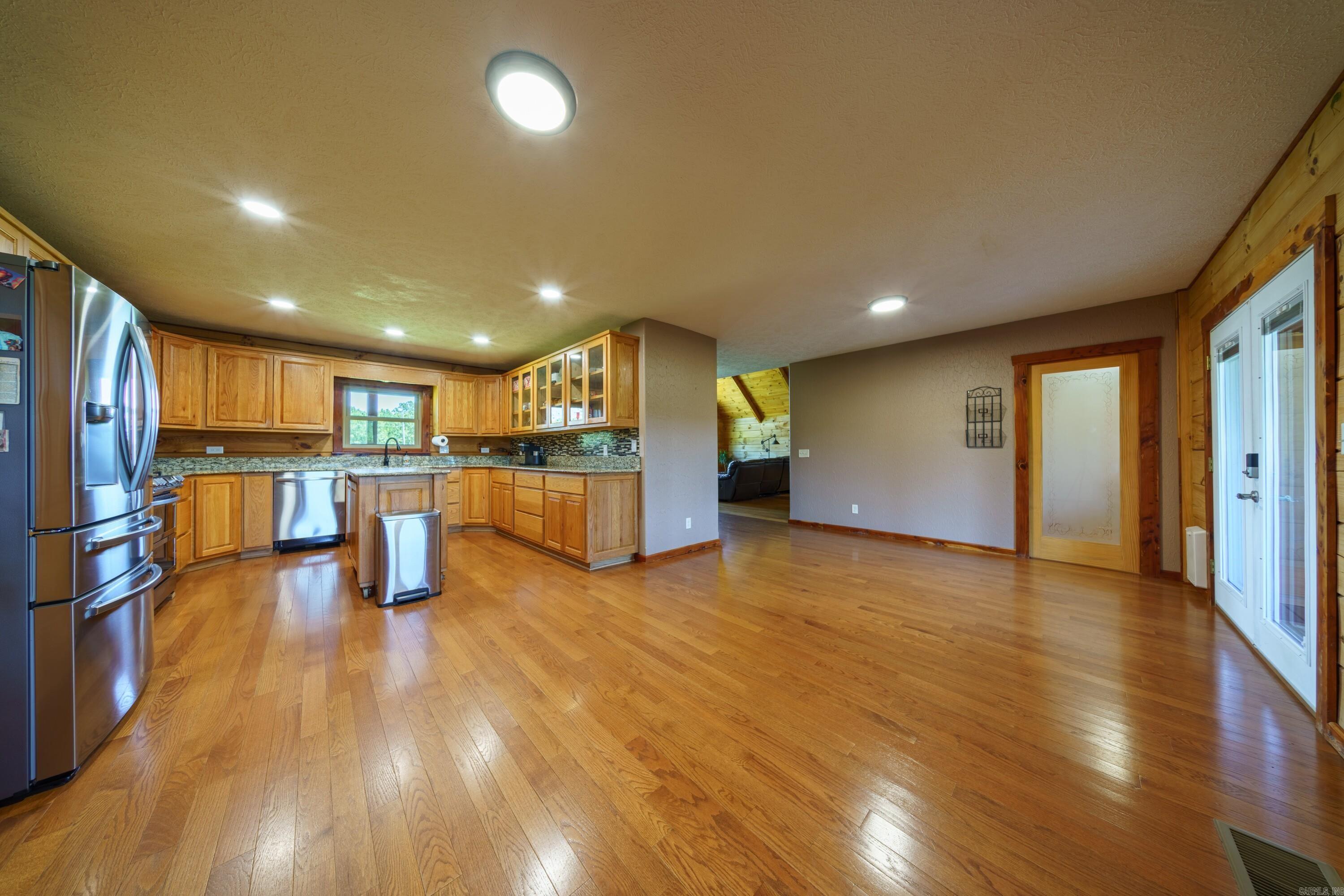 375 Greasy Creek Rd  Salem, AR