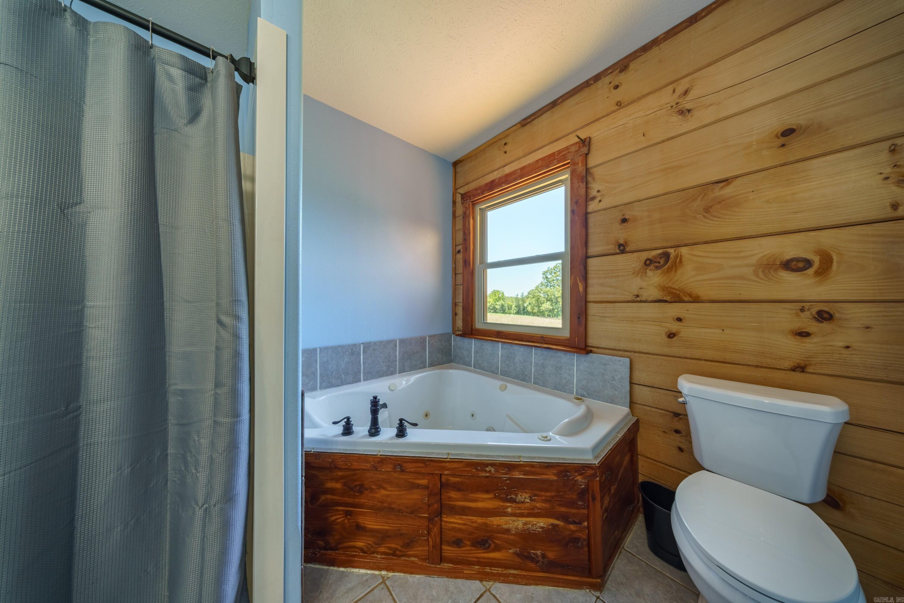 375 Greasy Creek Rd  Salem, AR