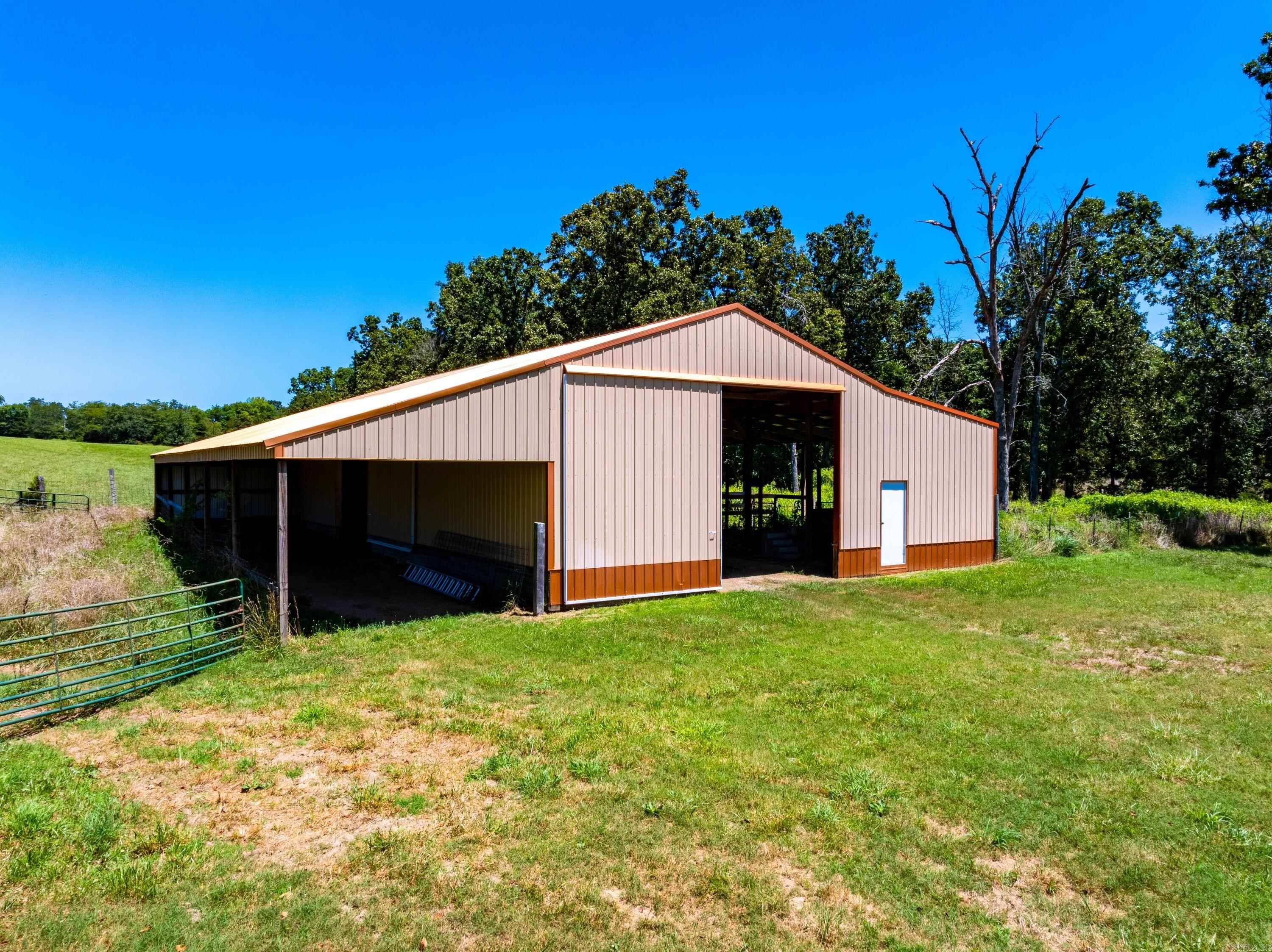 375 Greasy Creek Rd  Salem, AR