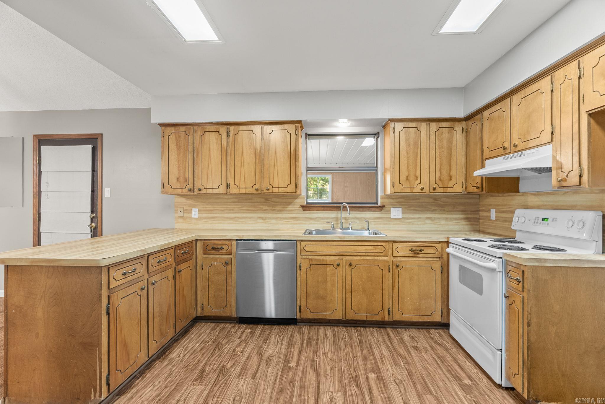 5 Flintstone  Conway, AR