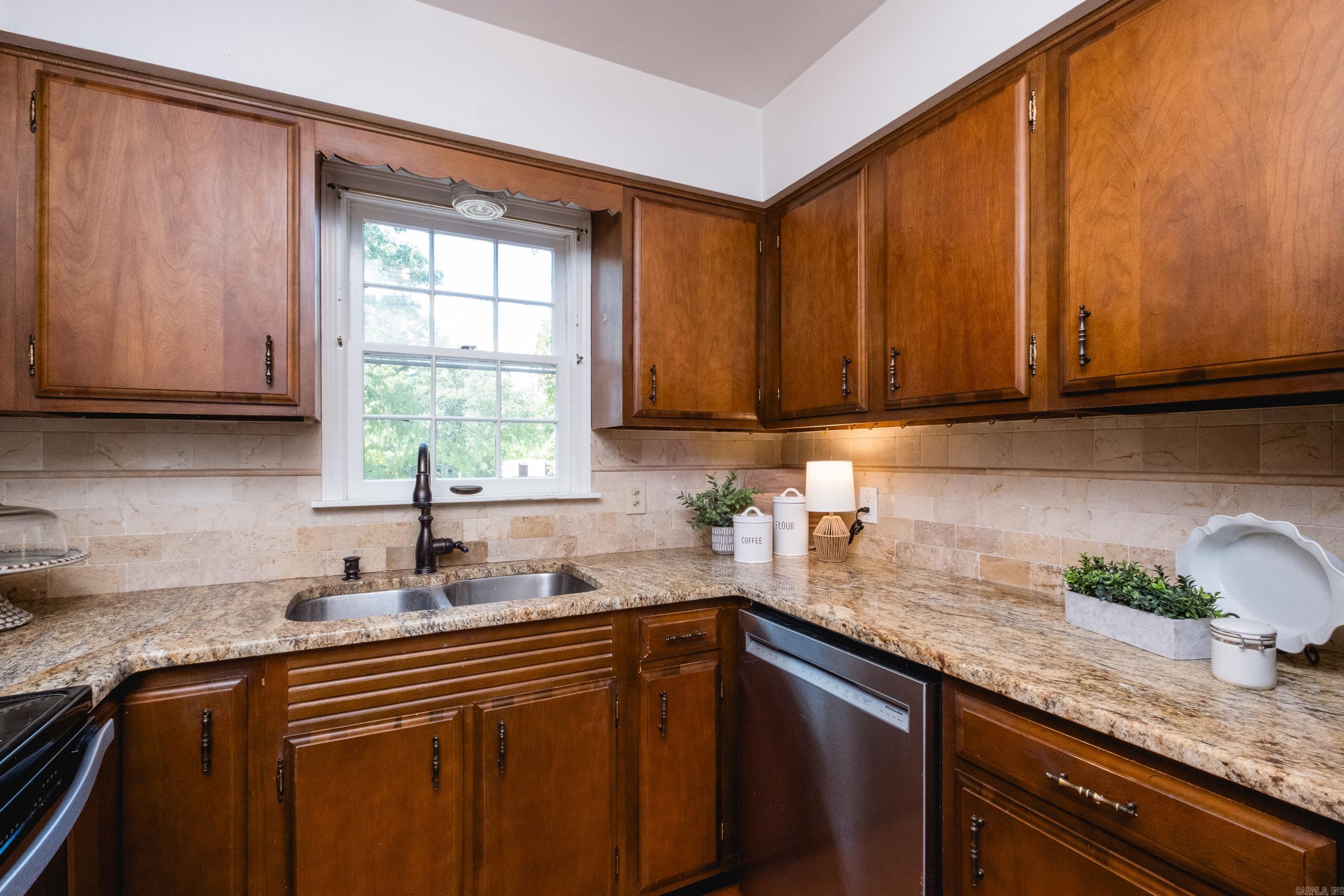 116 Cambridge Place  Little Rock, AR