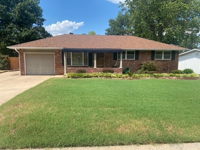 8814 Clover Hill  Little Rock, AR