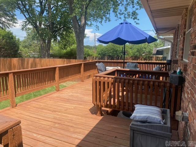 8814 Clover Hill  Little Rock, AR