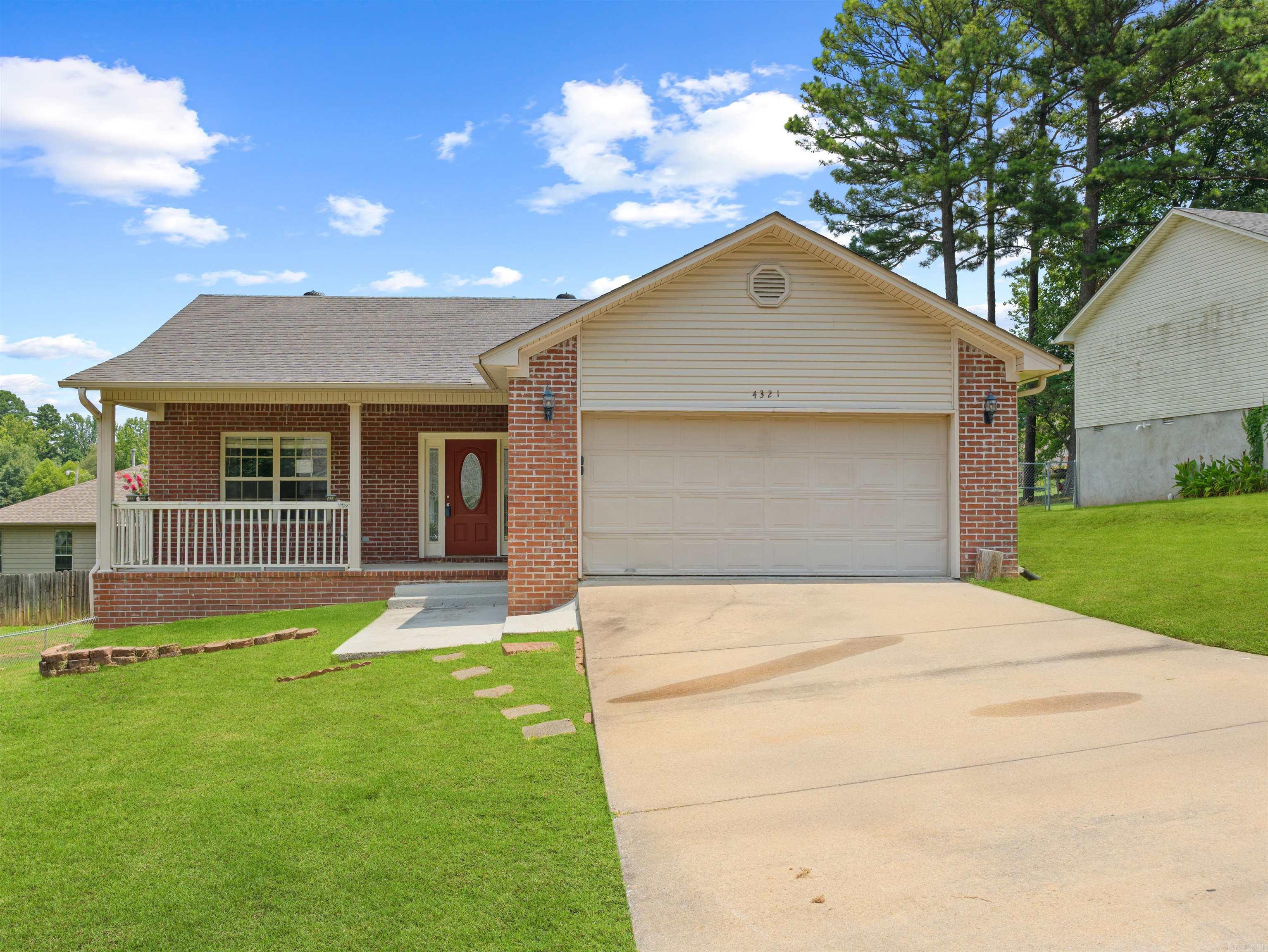 4321 Glenda Lane  Benton, AR