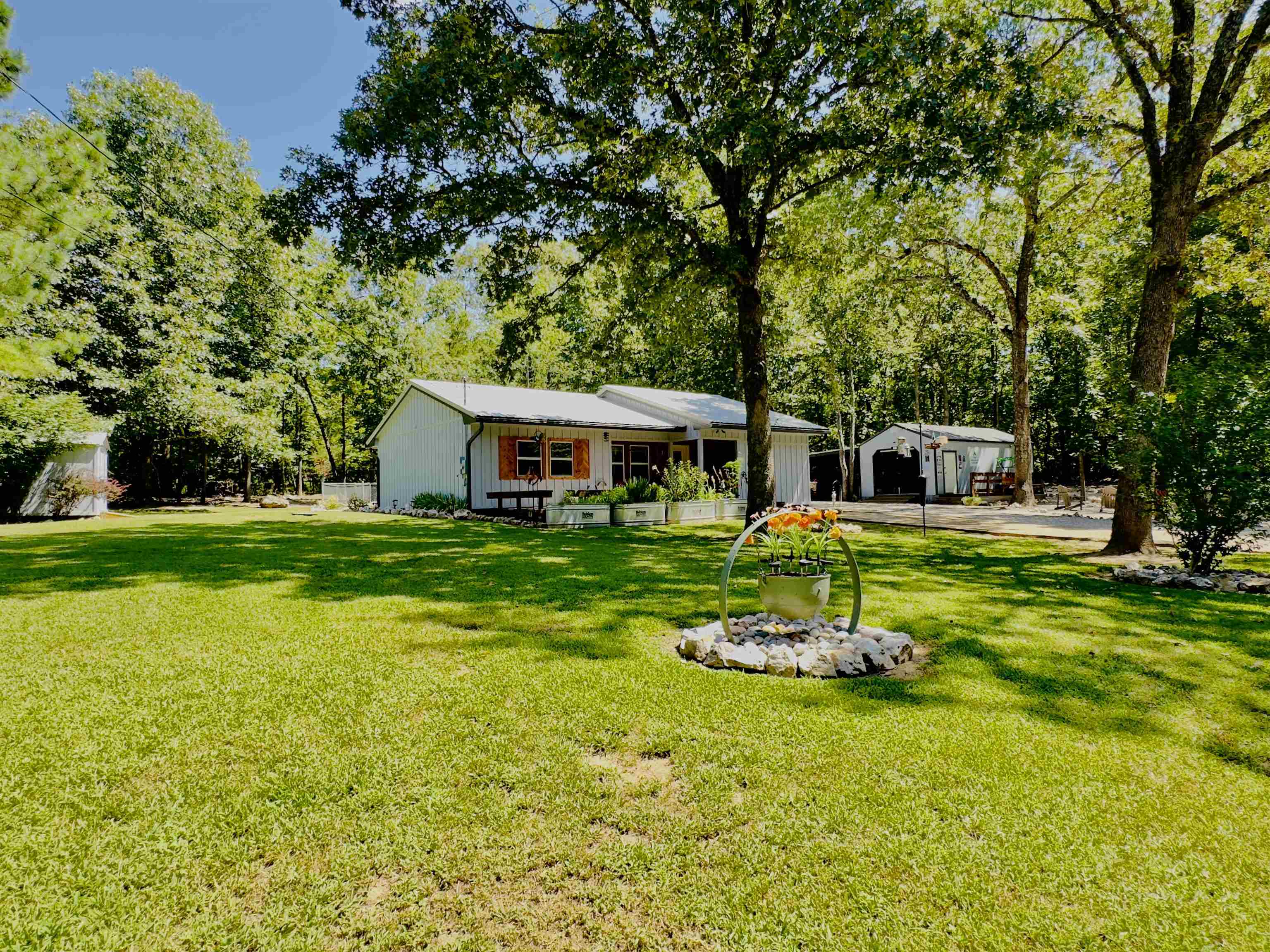 28 Nameoki  Cherokee Village, AR