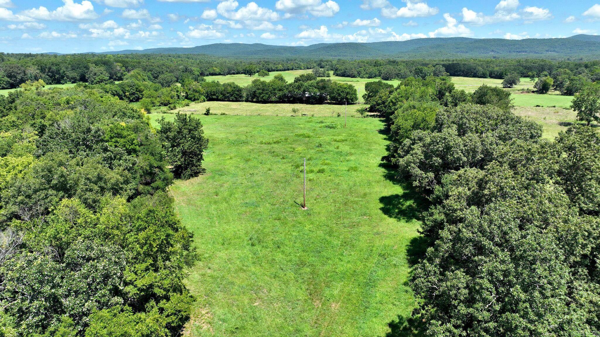 4986 Highway 88 E  Mena, AR