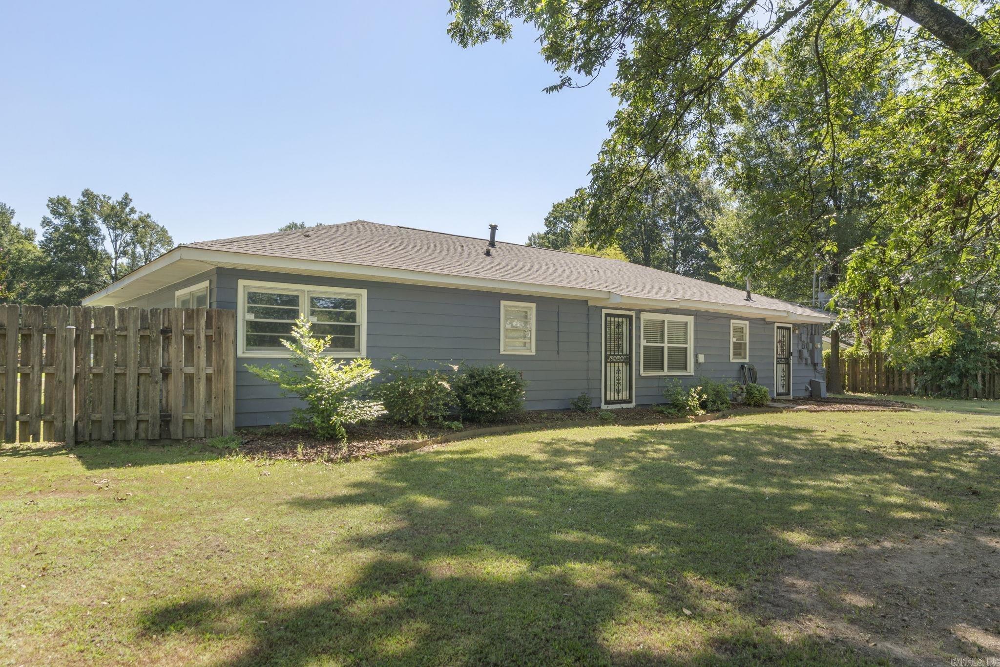 1410 Granvue  Stuttgart, AR