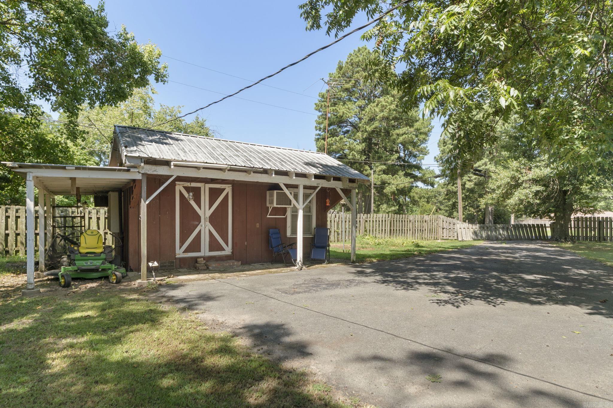 1410 Granvue  Stuttgart, AR