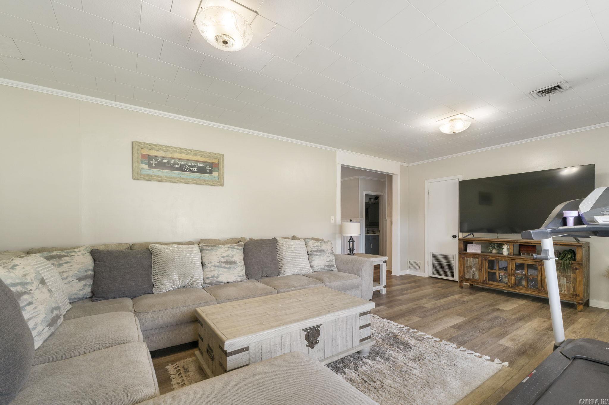 1410 Granvue  Stuttgart, AR