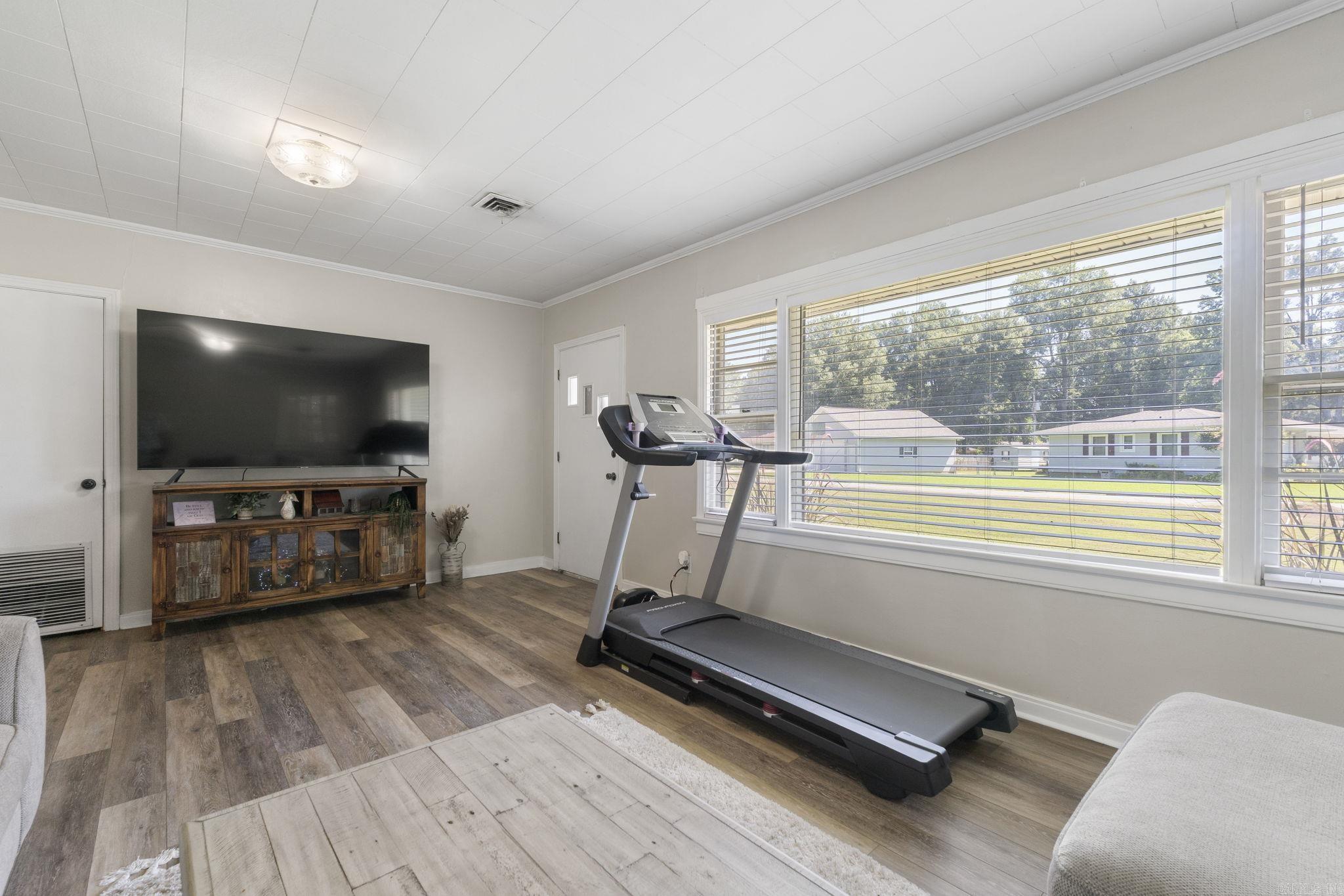 1410 Granvue  Stuttgart, AR