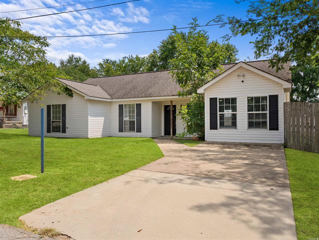 2016  U Street  Benton, AR