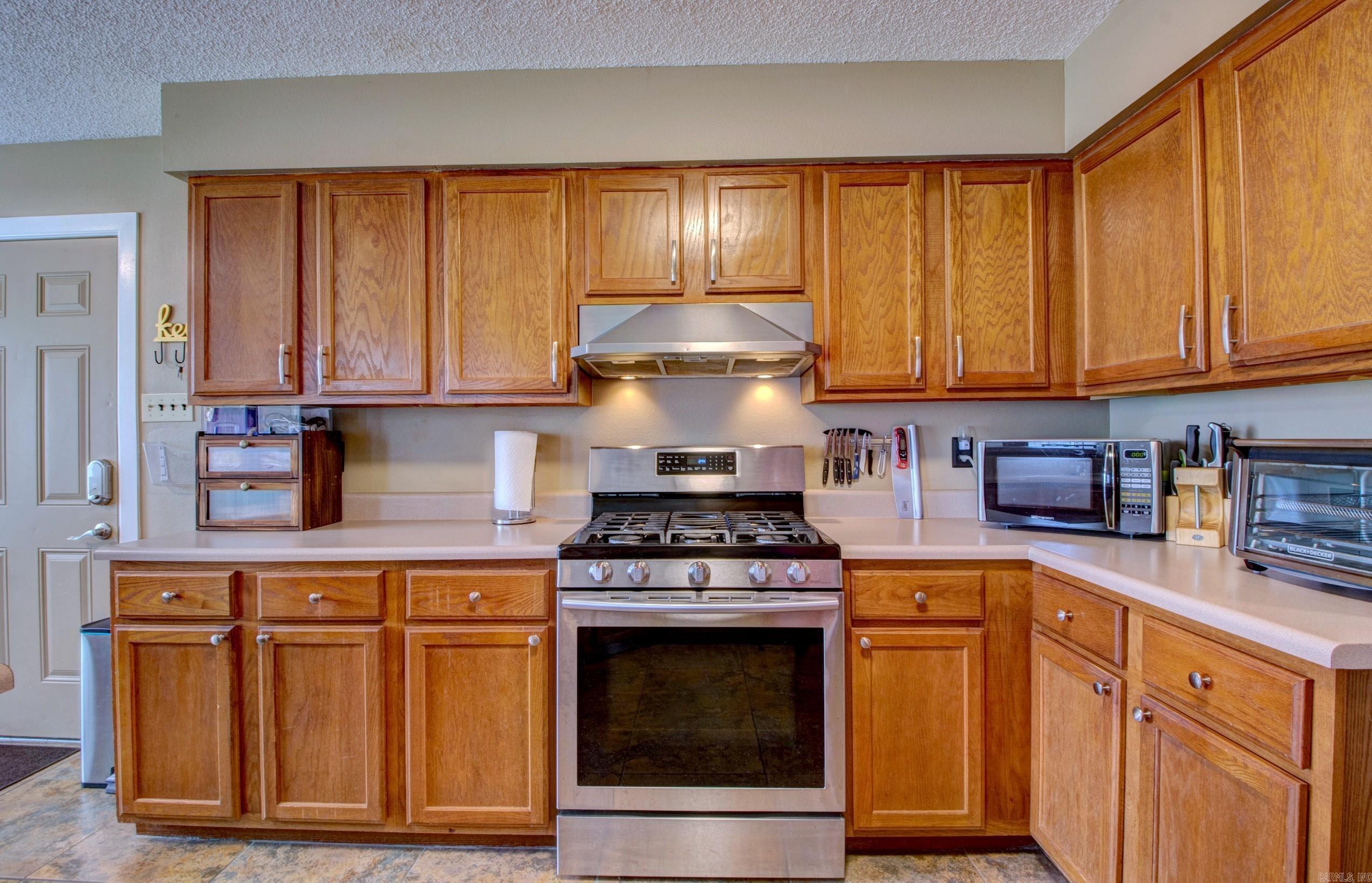17 Holly Brook  Maumelle, AR