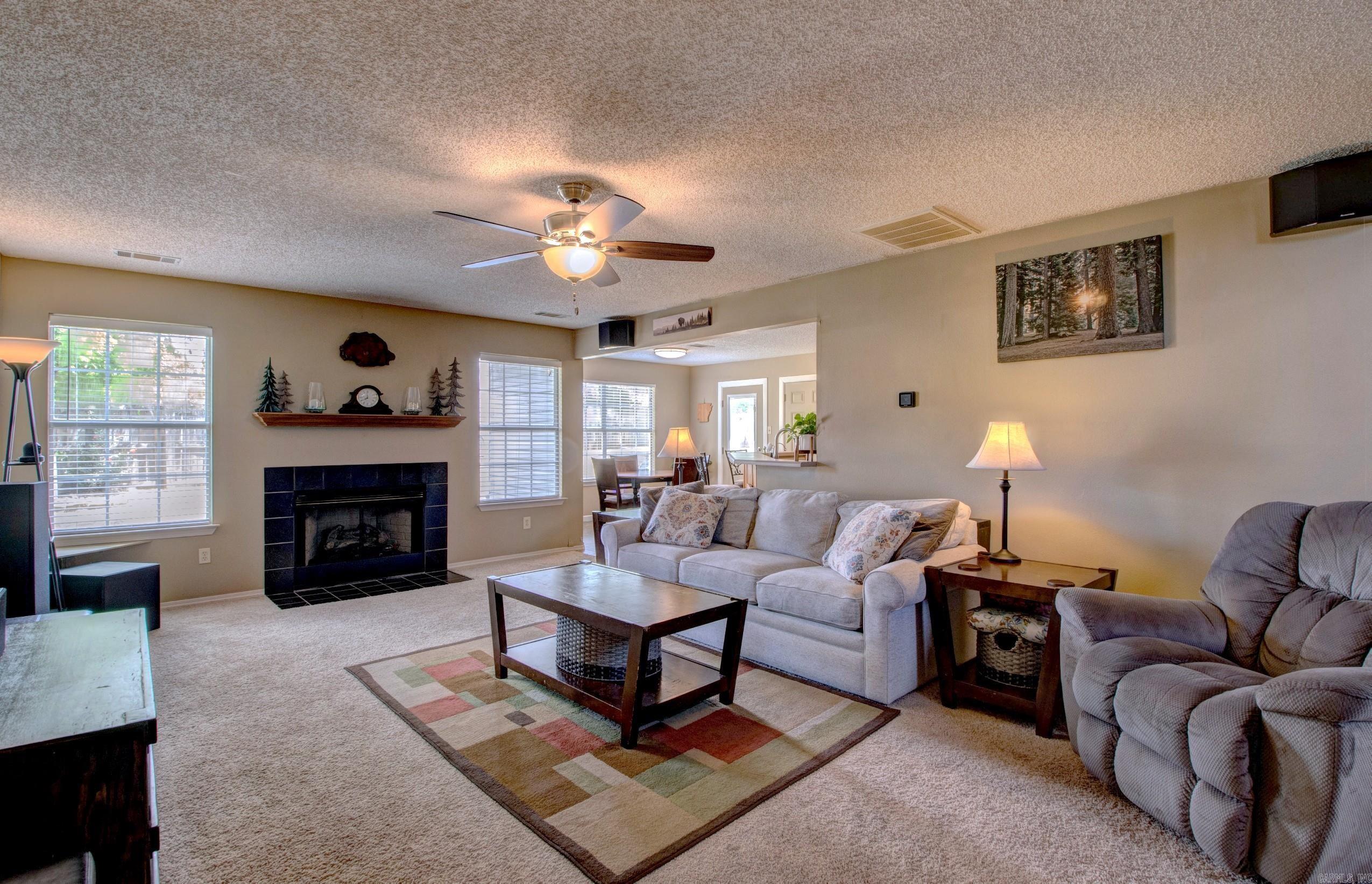 17 Holly Brook  Maumelle, AR