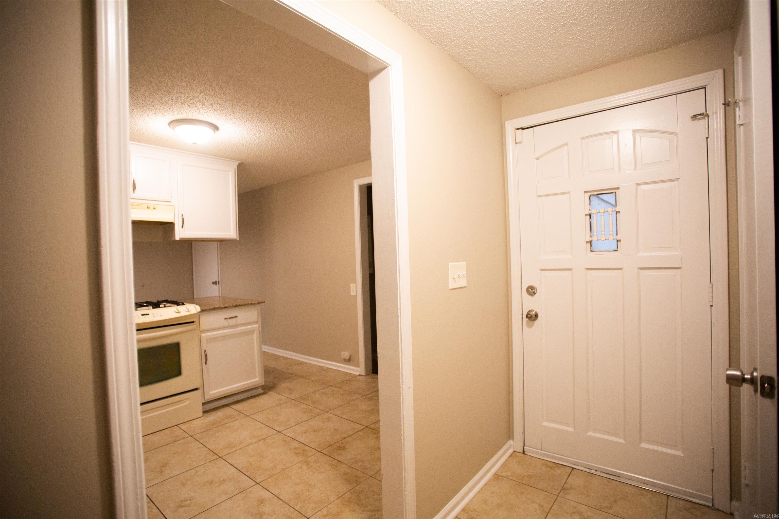 10 Willow Oak  Maumelle, AR