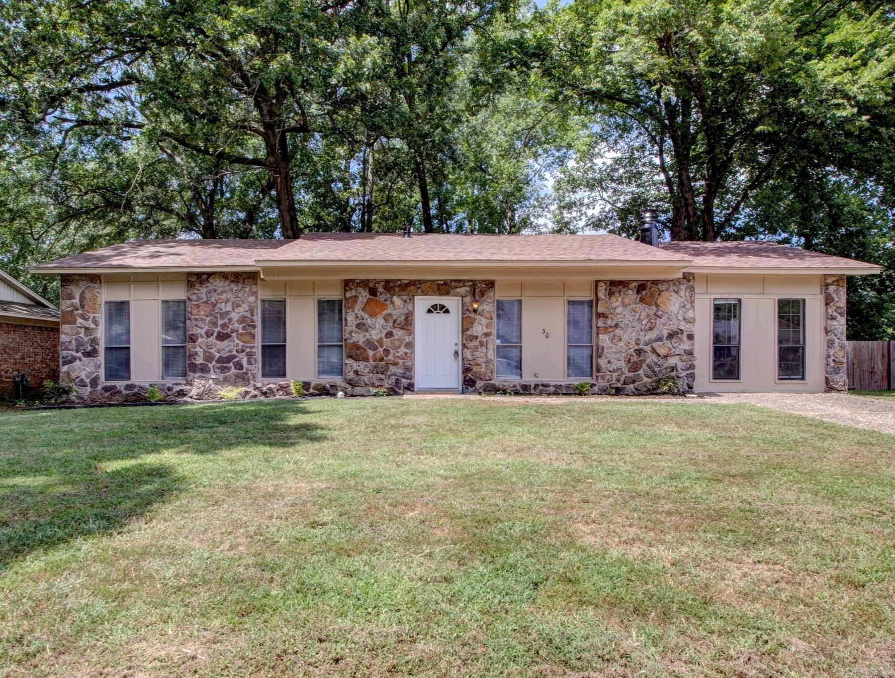 30 Pheasant Run Drive  Cabot, AR