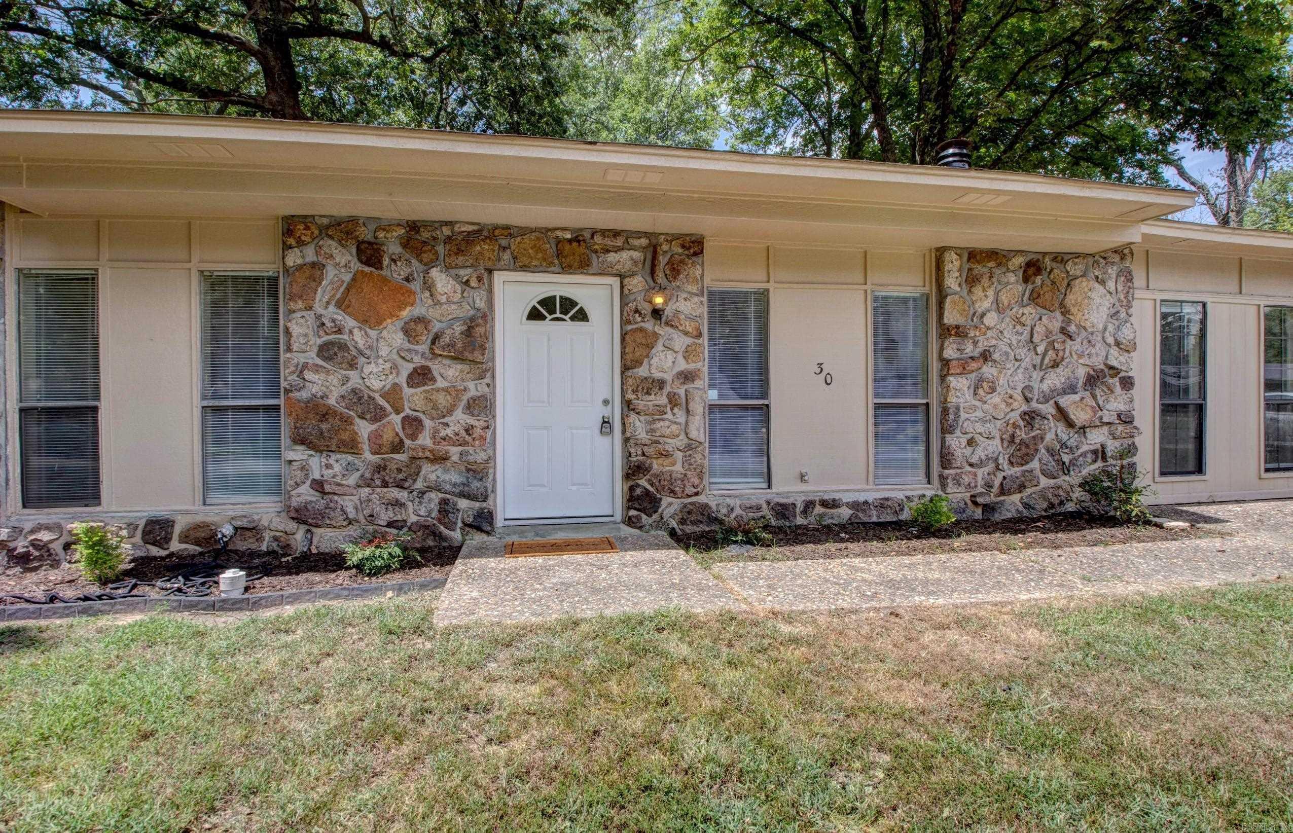 30 Pheasant Run Drive  Cabot, AR