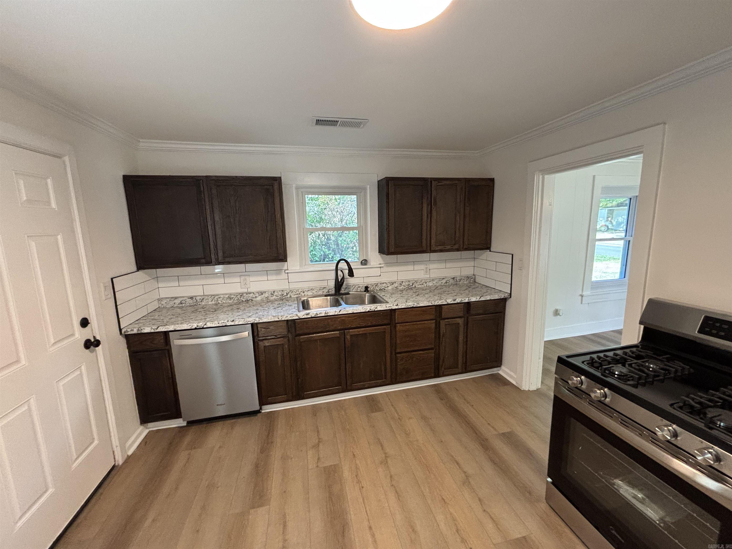 1372 seventh  Hot Springs, AR