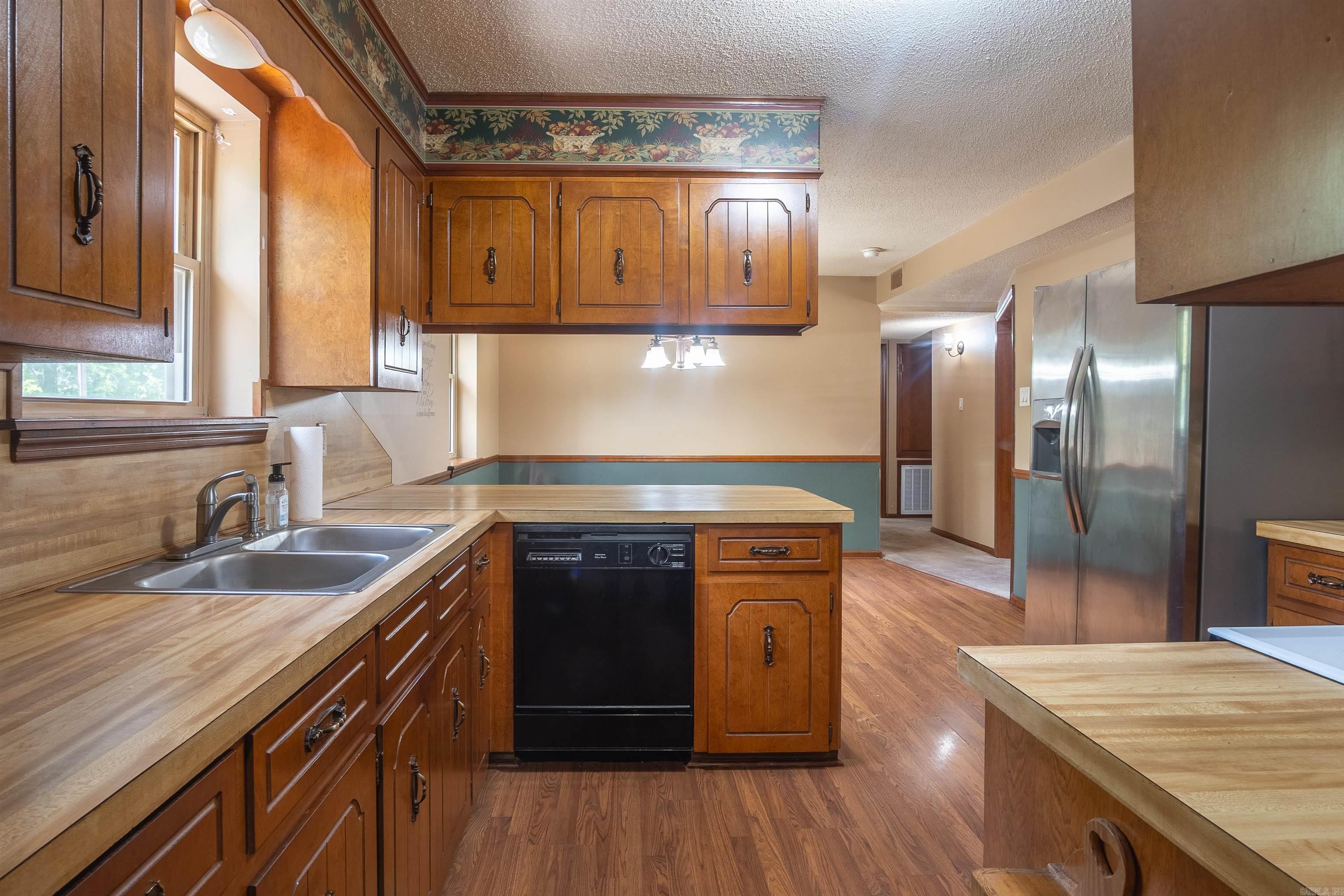 22 Seven Point Ln  Cabot, AR