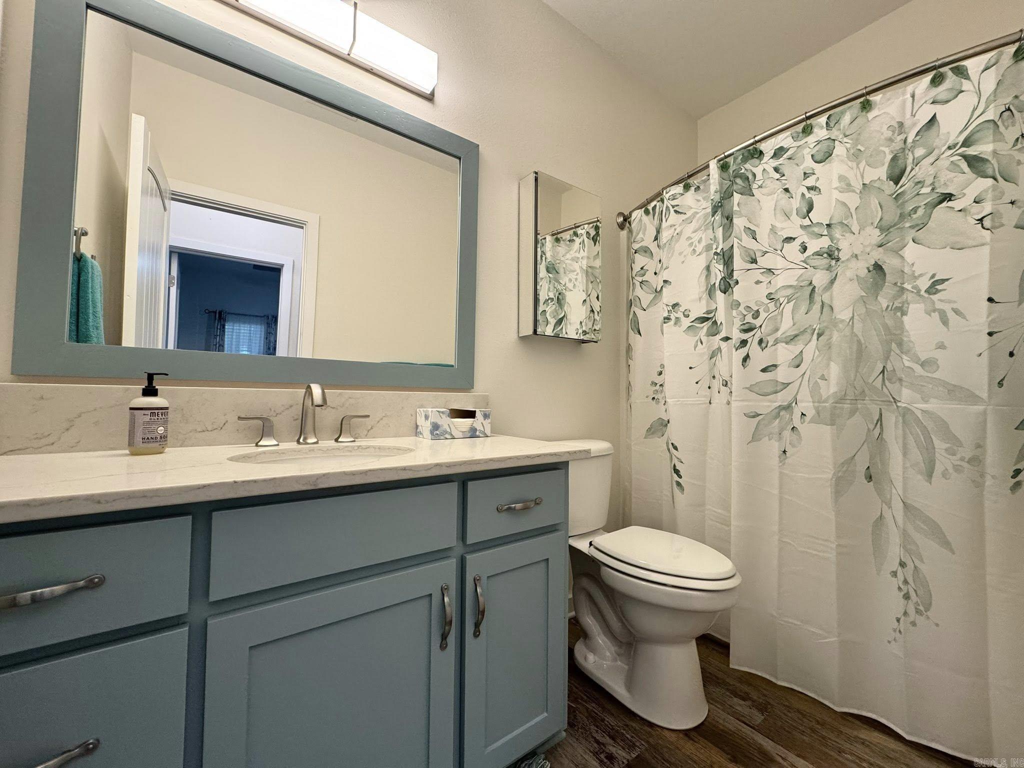 320 Pebble Creek  Mountain View, AR