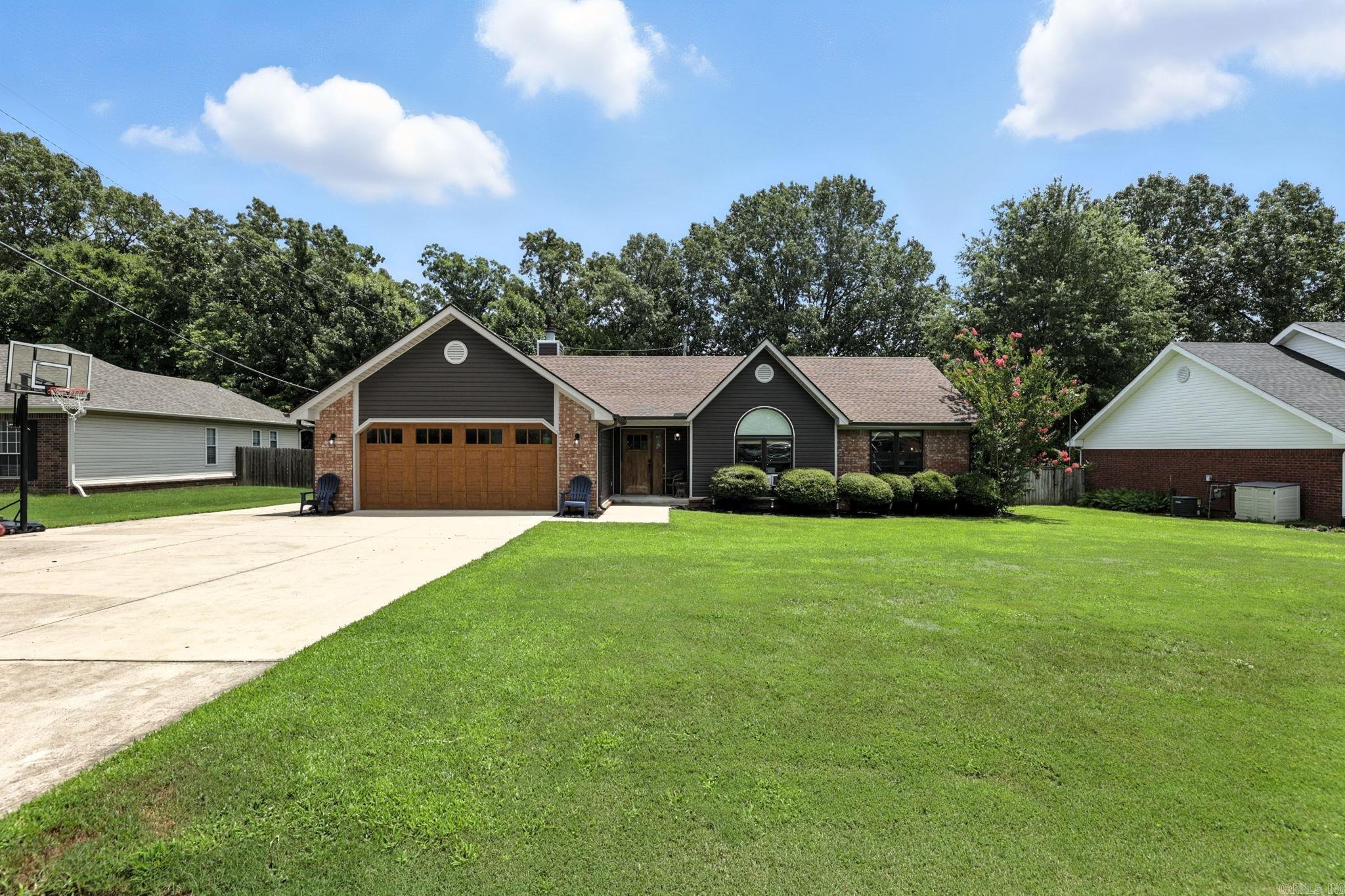 28 Crestwood Dr  Cabot, AR